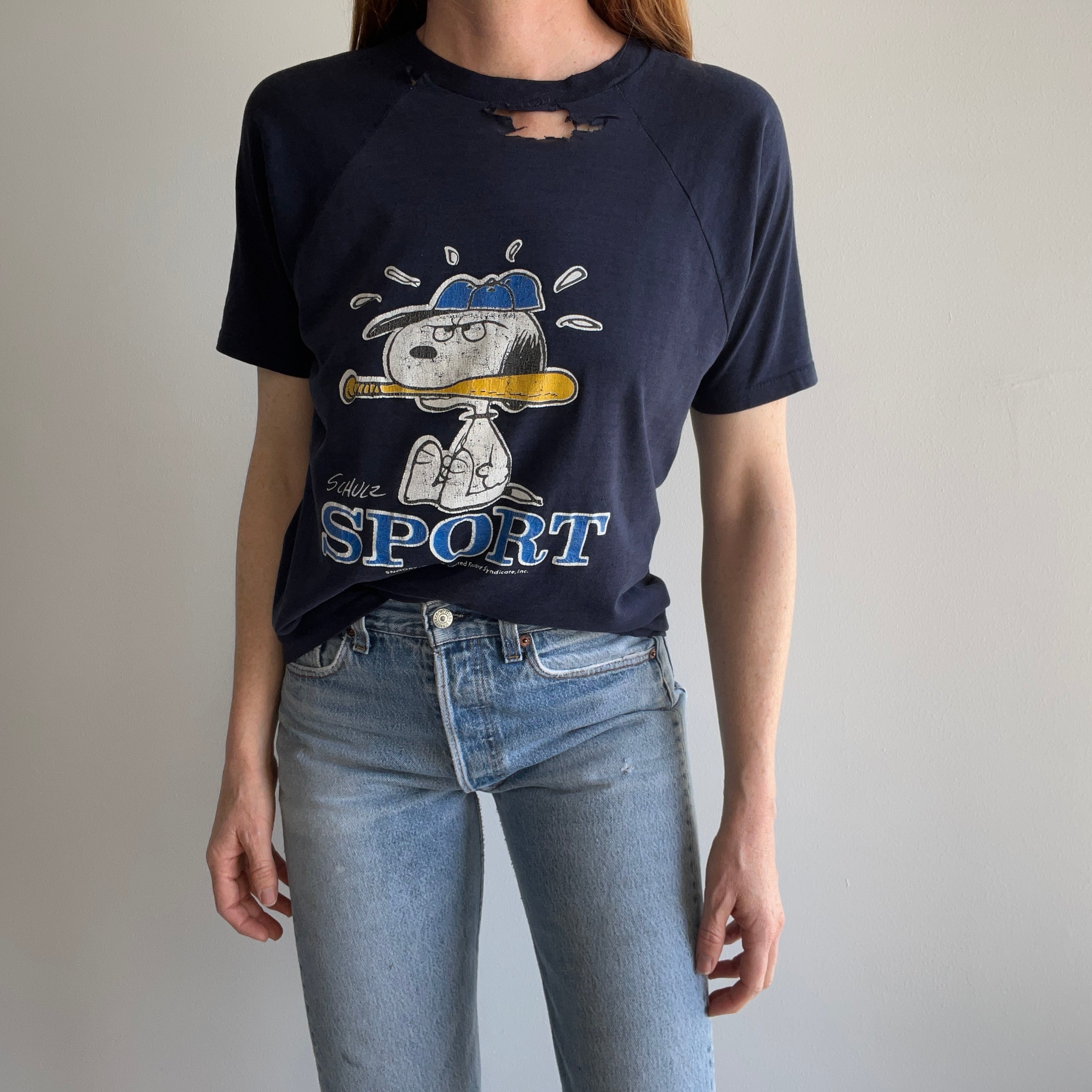 1970s Snoopy Sports Tattered and Torn Baseball Short-sleeve T-Shirt