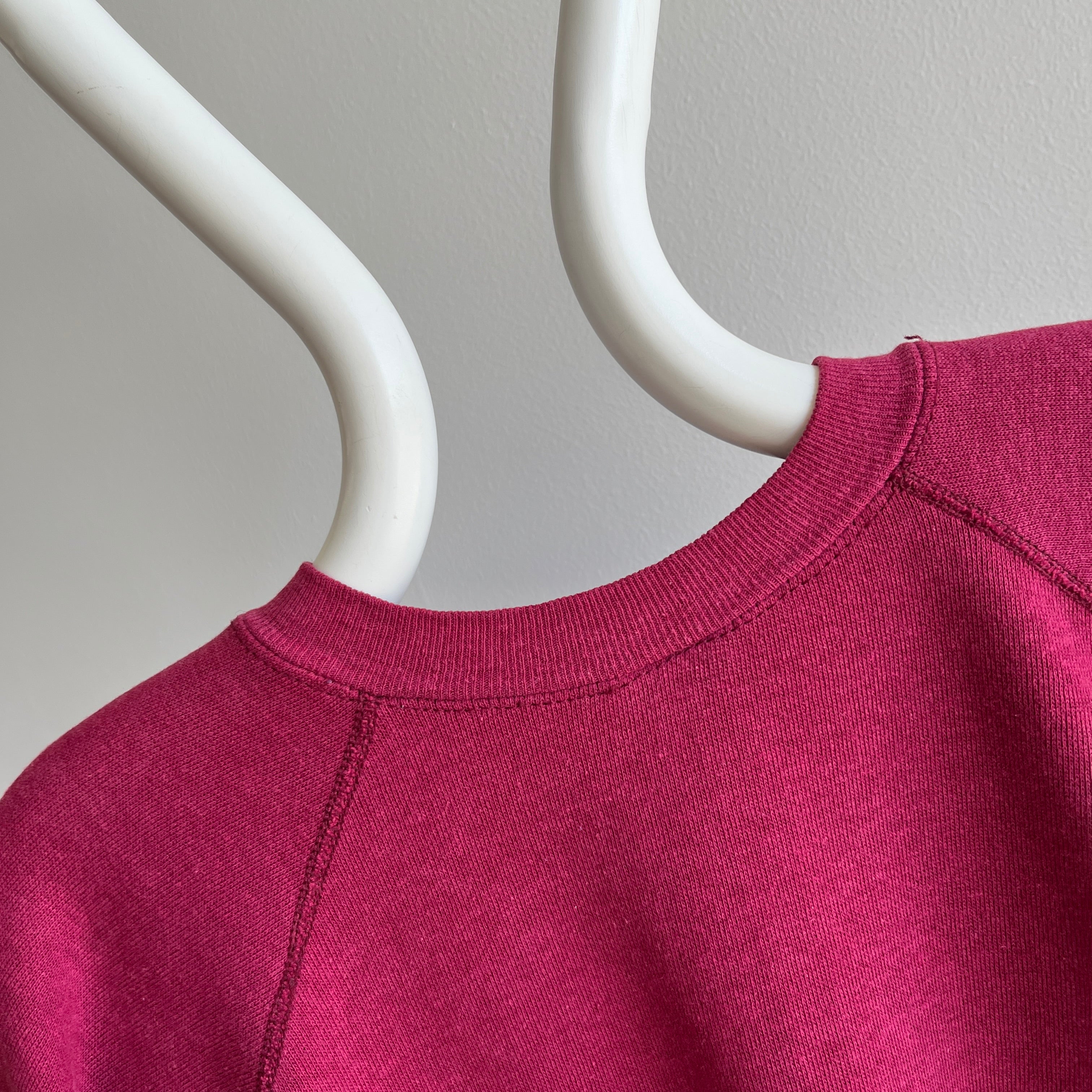 1970/80s Blank Magenta Raglan Sweatshirt