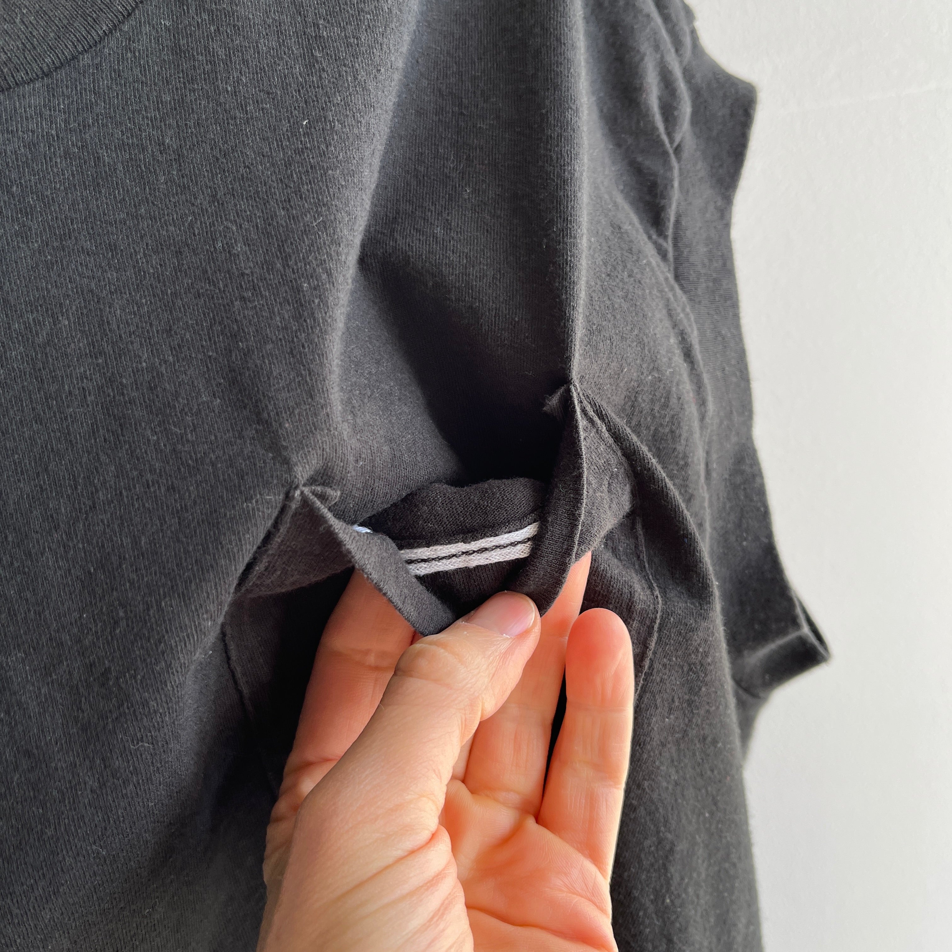 1980s Blank Black Muscle Tank T-Shirt - Selvedge Pocket