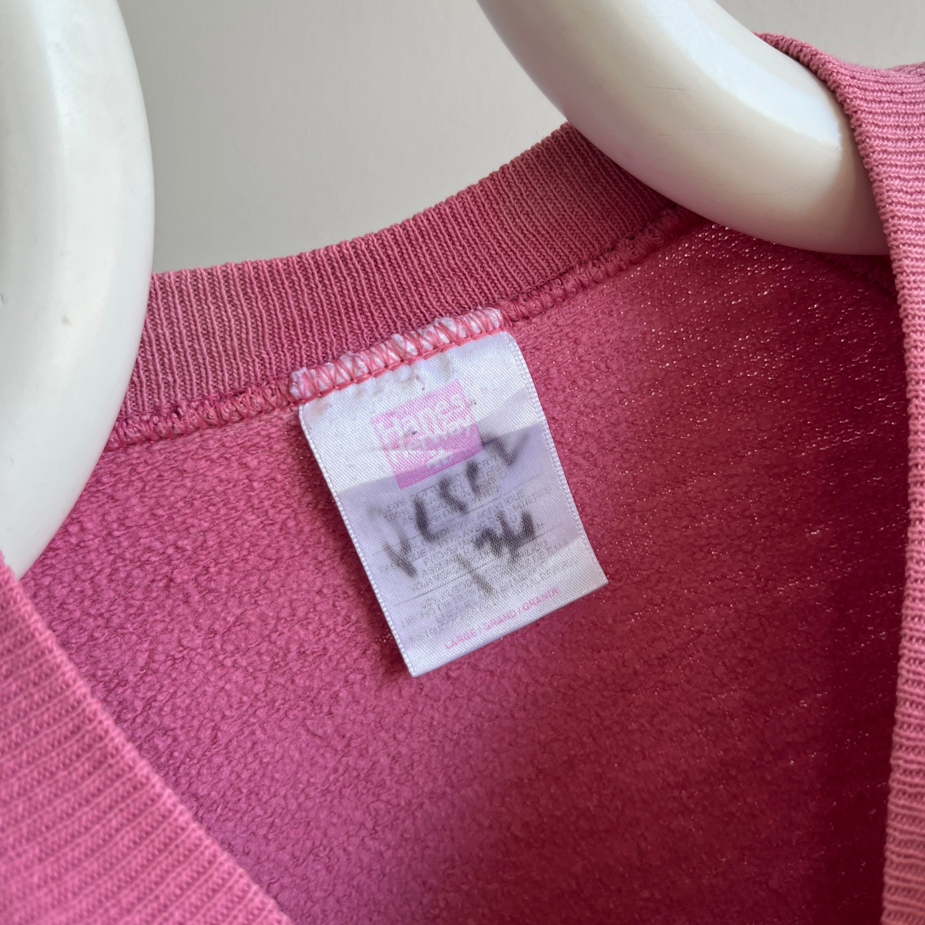 1980s Sun Faded Dusty Rose Blank Raglan Sweatshirt by Hanes Her Way HHW