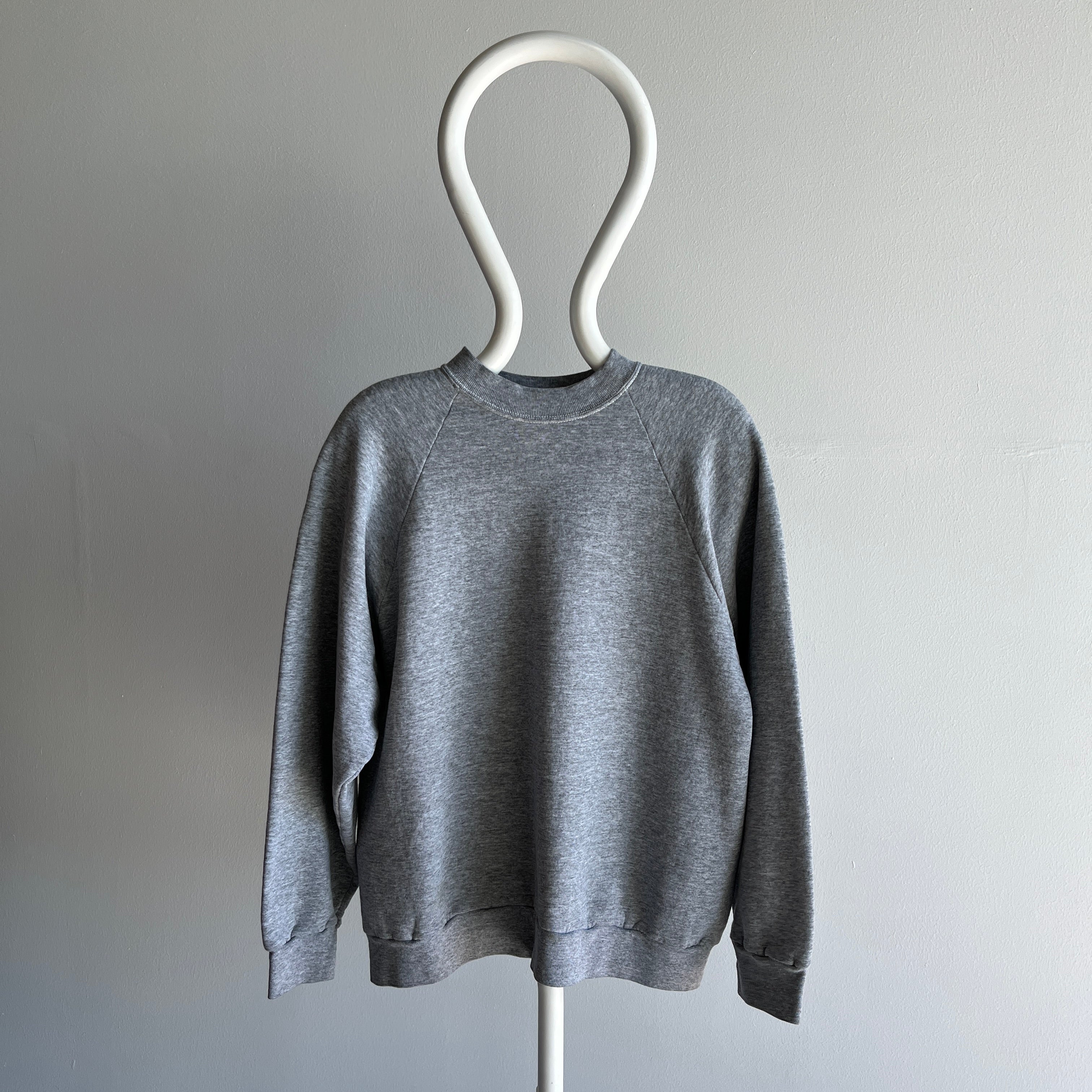 1980/90s Blank Gray Sweatshirt with Contrast White Stitching