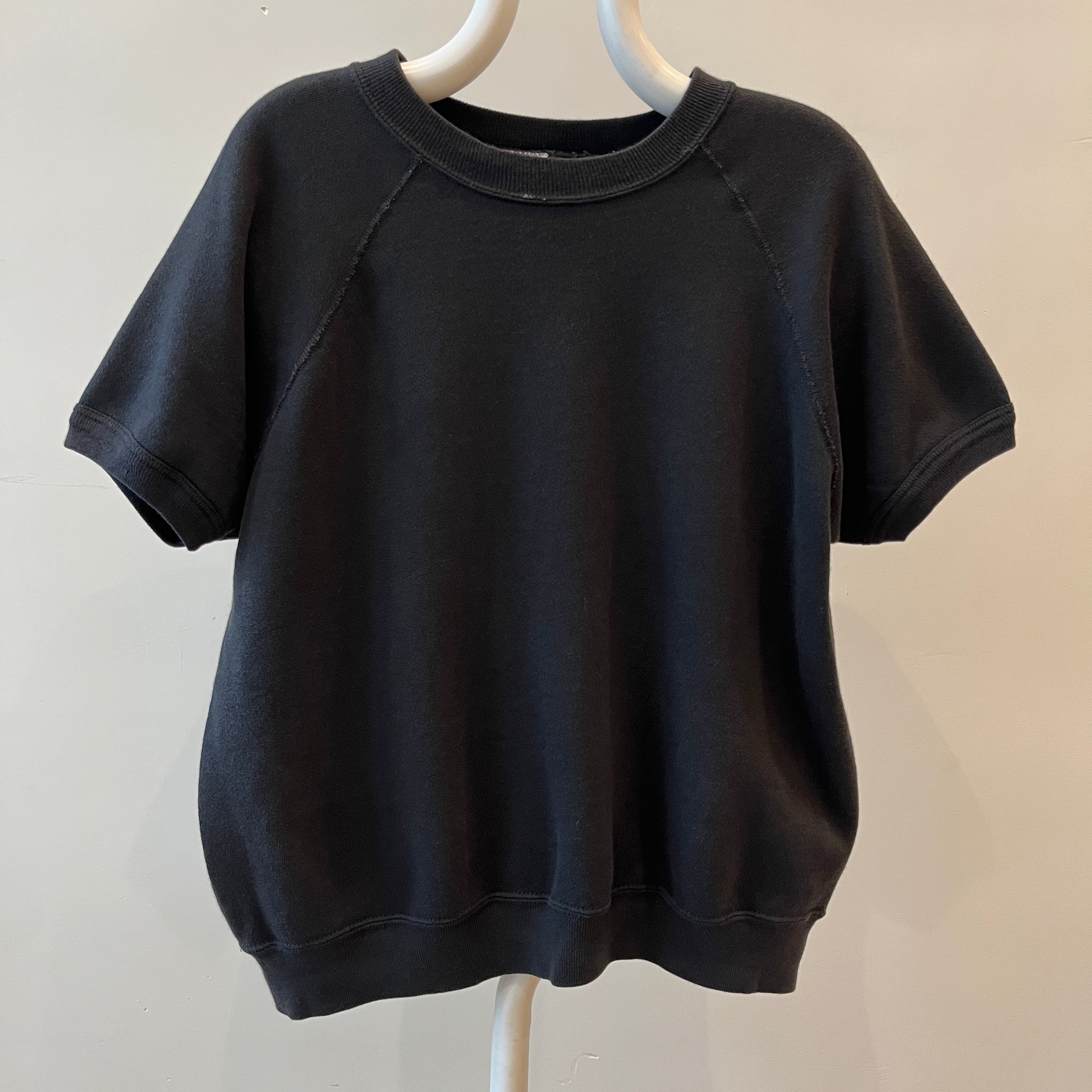 1980s Blank Black Short Sleeve Raglan Sweatshirt