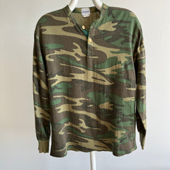 1980s Duofold Super soft camo Thermal Henley with Mismatching Buttons