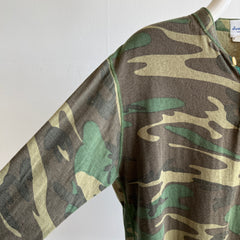 1980s Duofold Super soft camo Thermal Henley with Mismatching Buttons