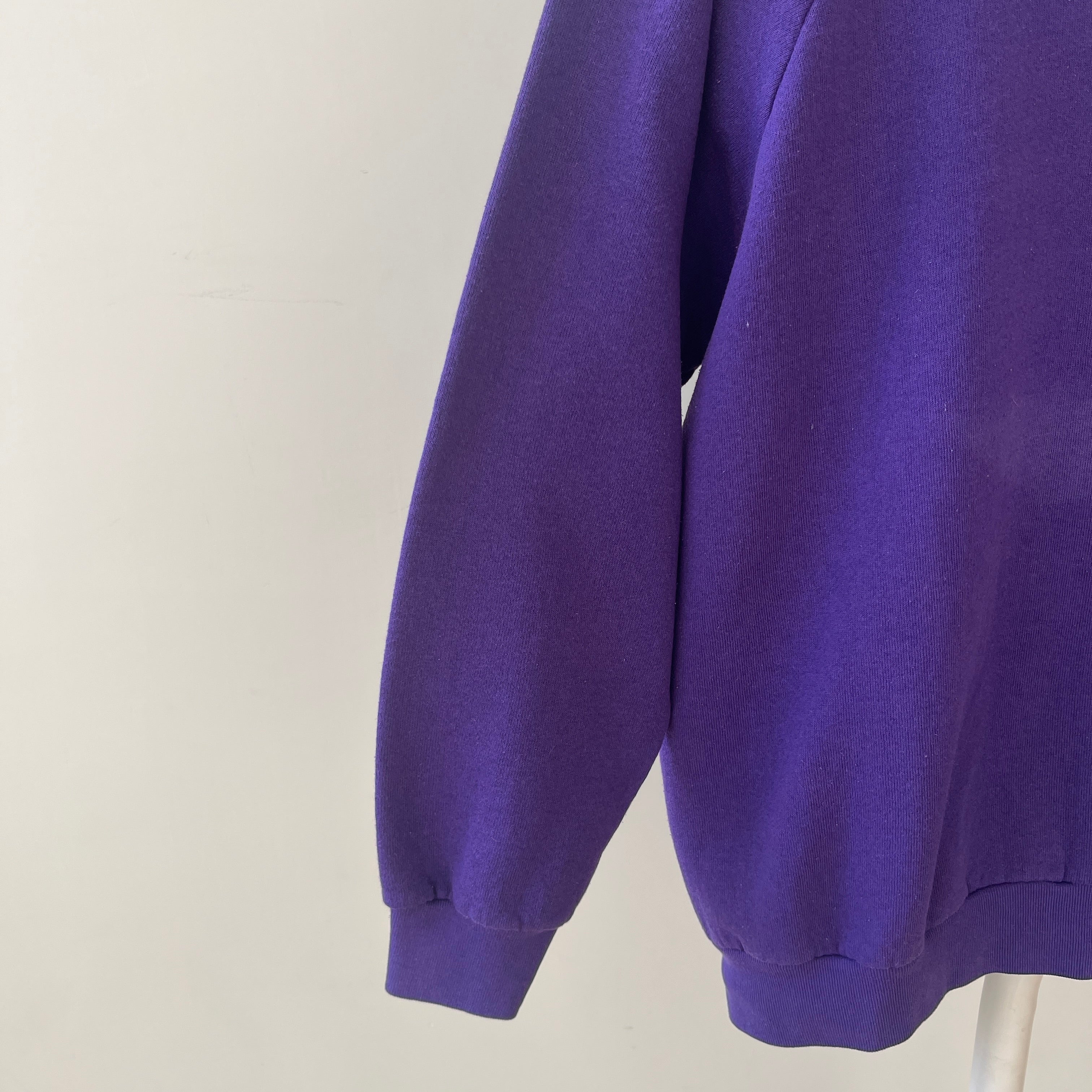 Brouillon de sweat-shirt vierge