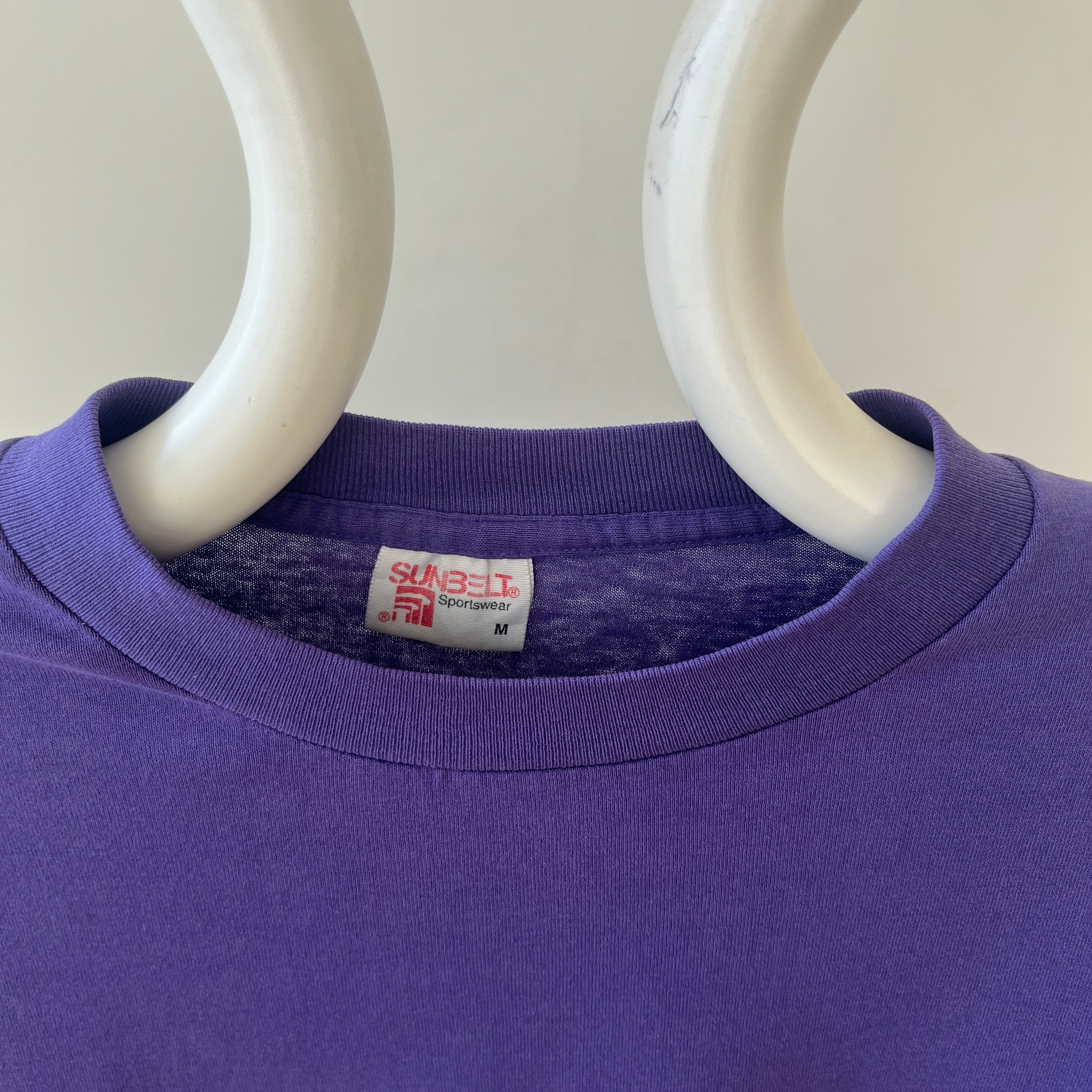 T-shirt teinté de peinture noire vierge des années 00