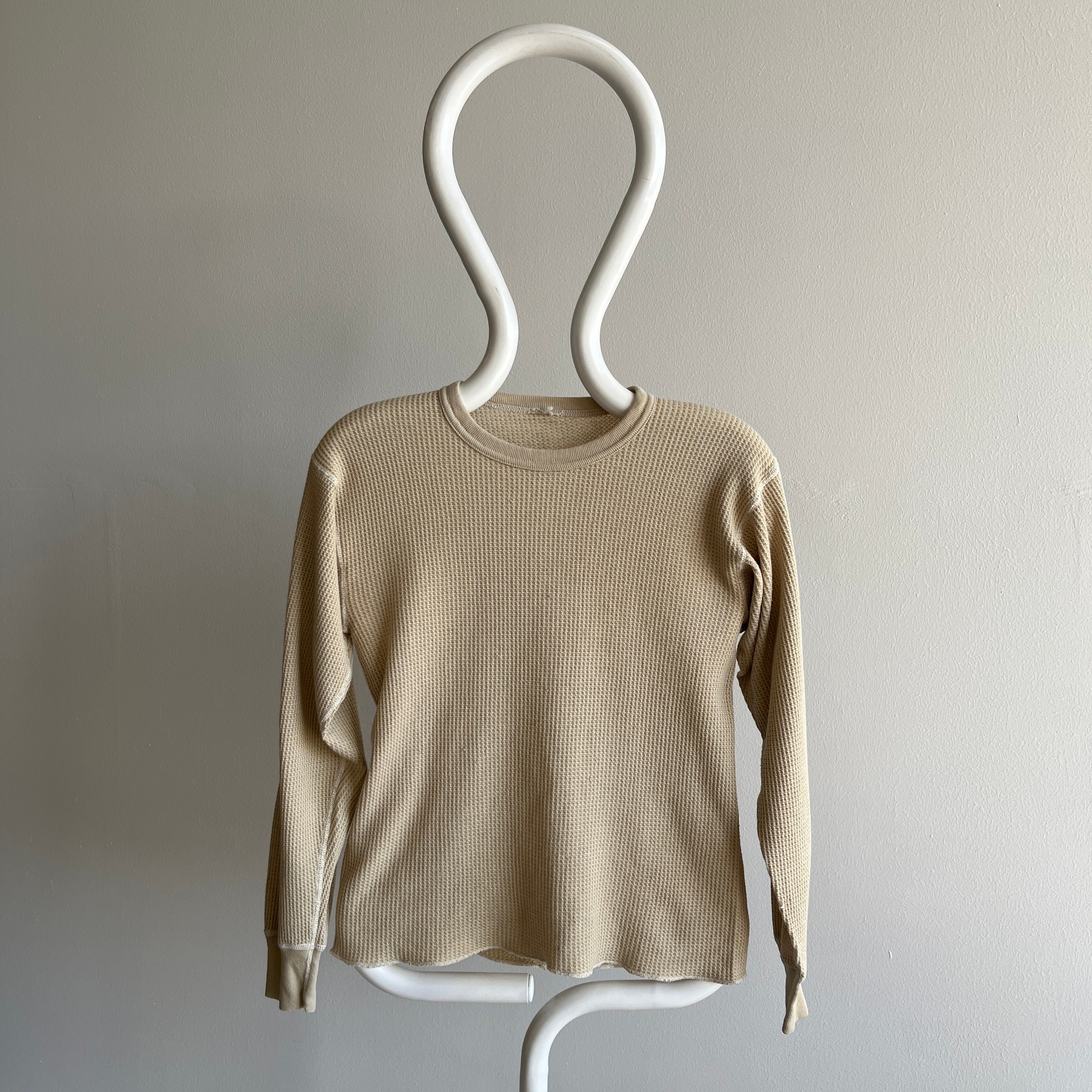 1980s Tan/Khaki/Boba Tea Colored Thermal Knit