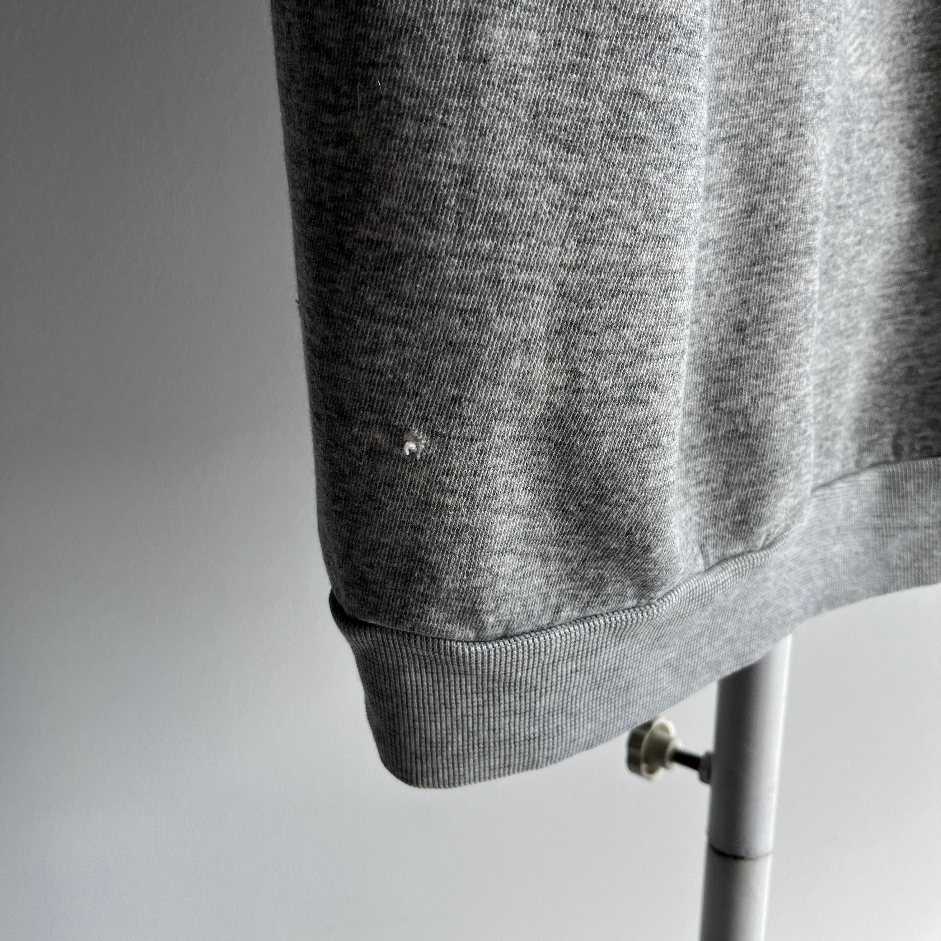 1980s Deep Gray Raglan Without a Tag - Longer and Dreamy