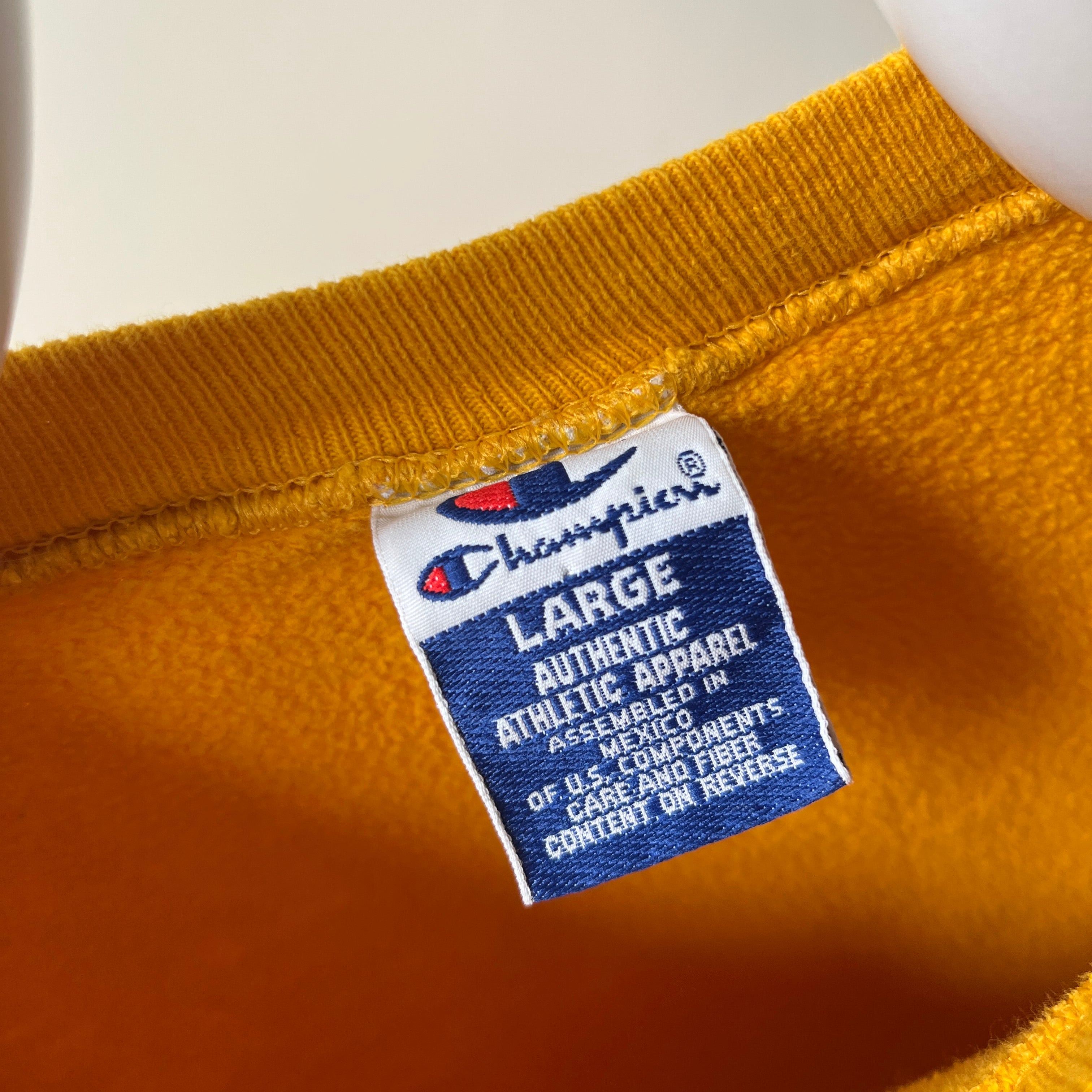 Champion sweatshirt instalaron mustard