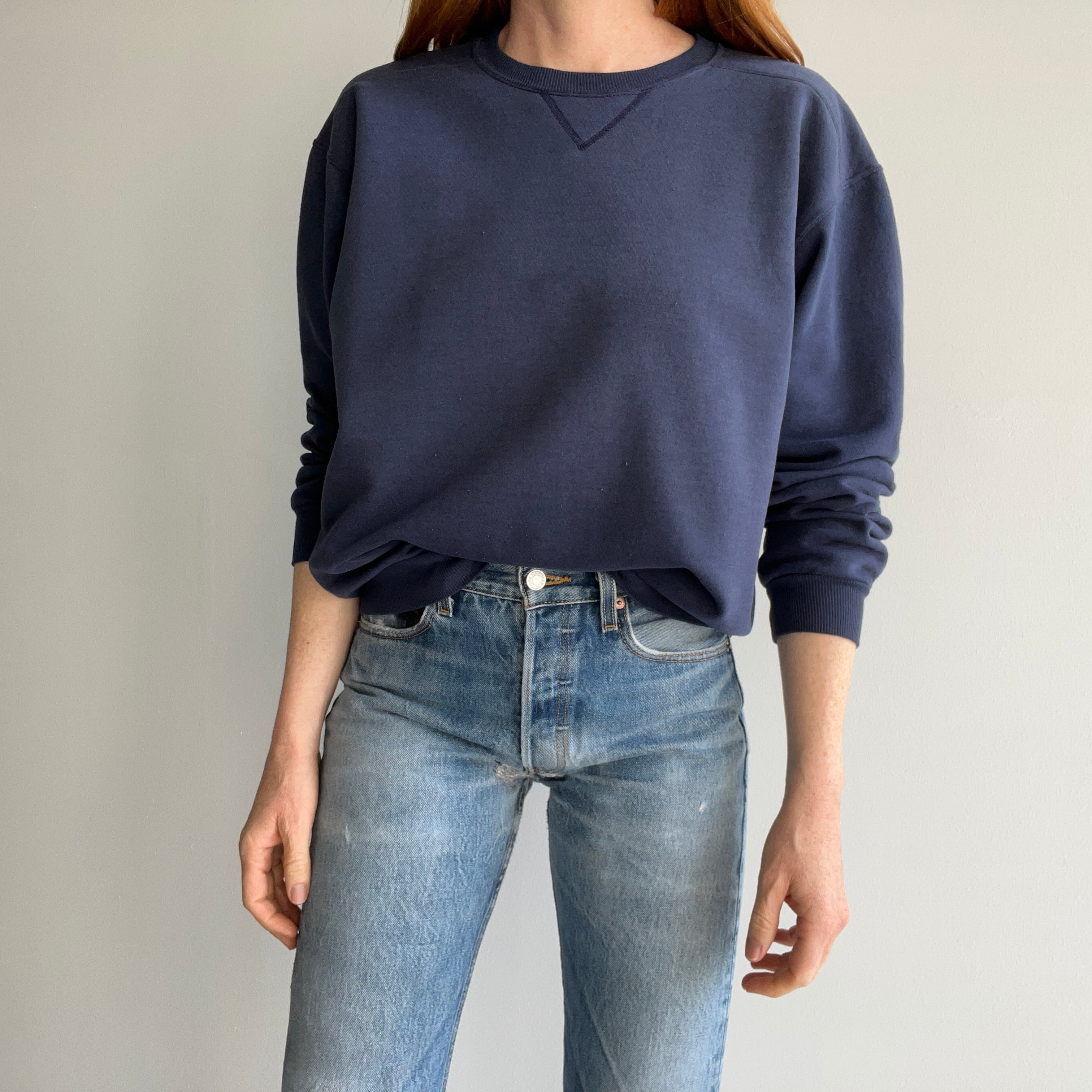 2000s Faded Single V Blank Navy Sweatshirt