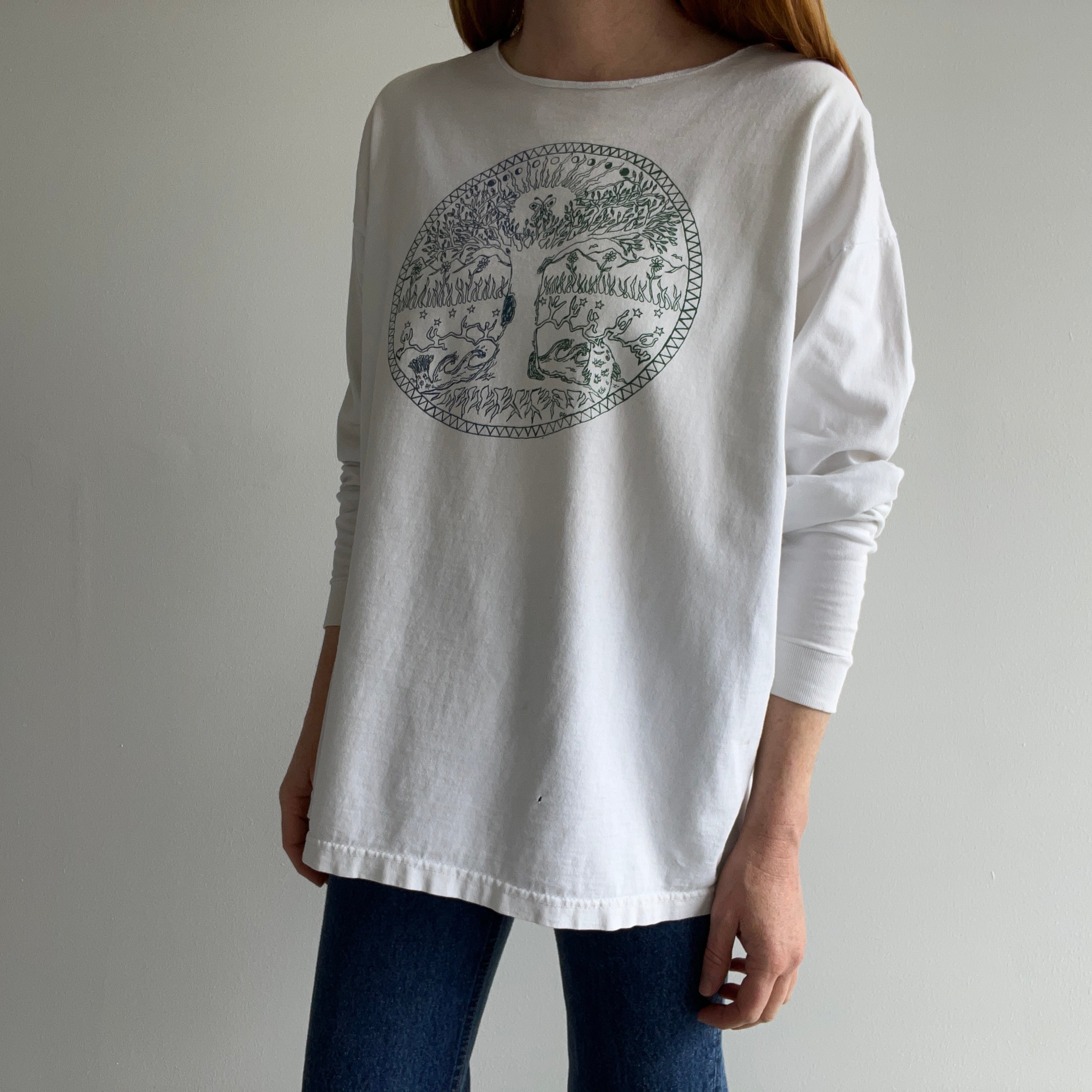 1990s Really Cool Long Sleeve Washed Lightly Tattered Long Sleeve T-Shirt with A Backside