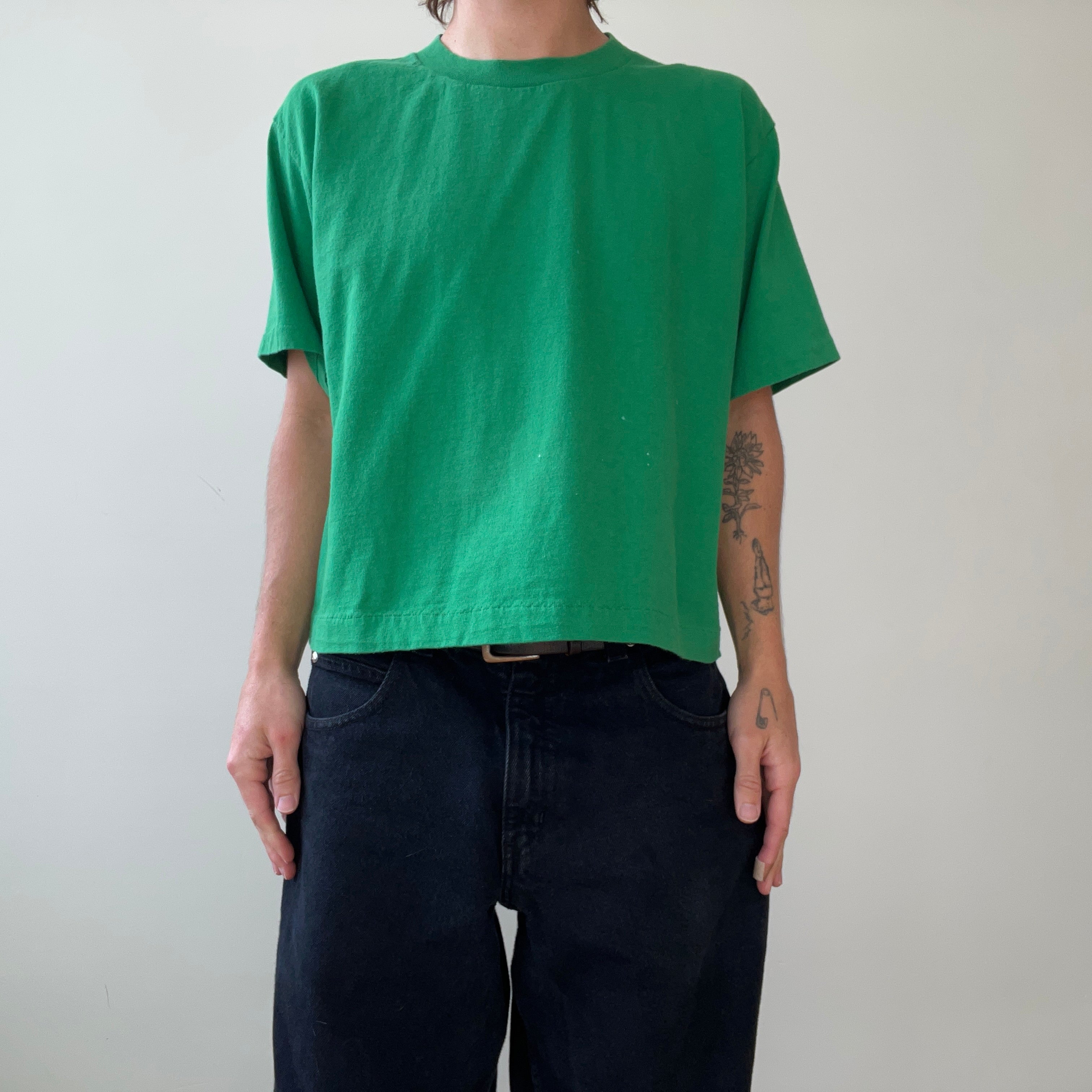 1990s Boxy Blank Green Cropped T Shirt