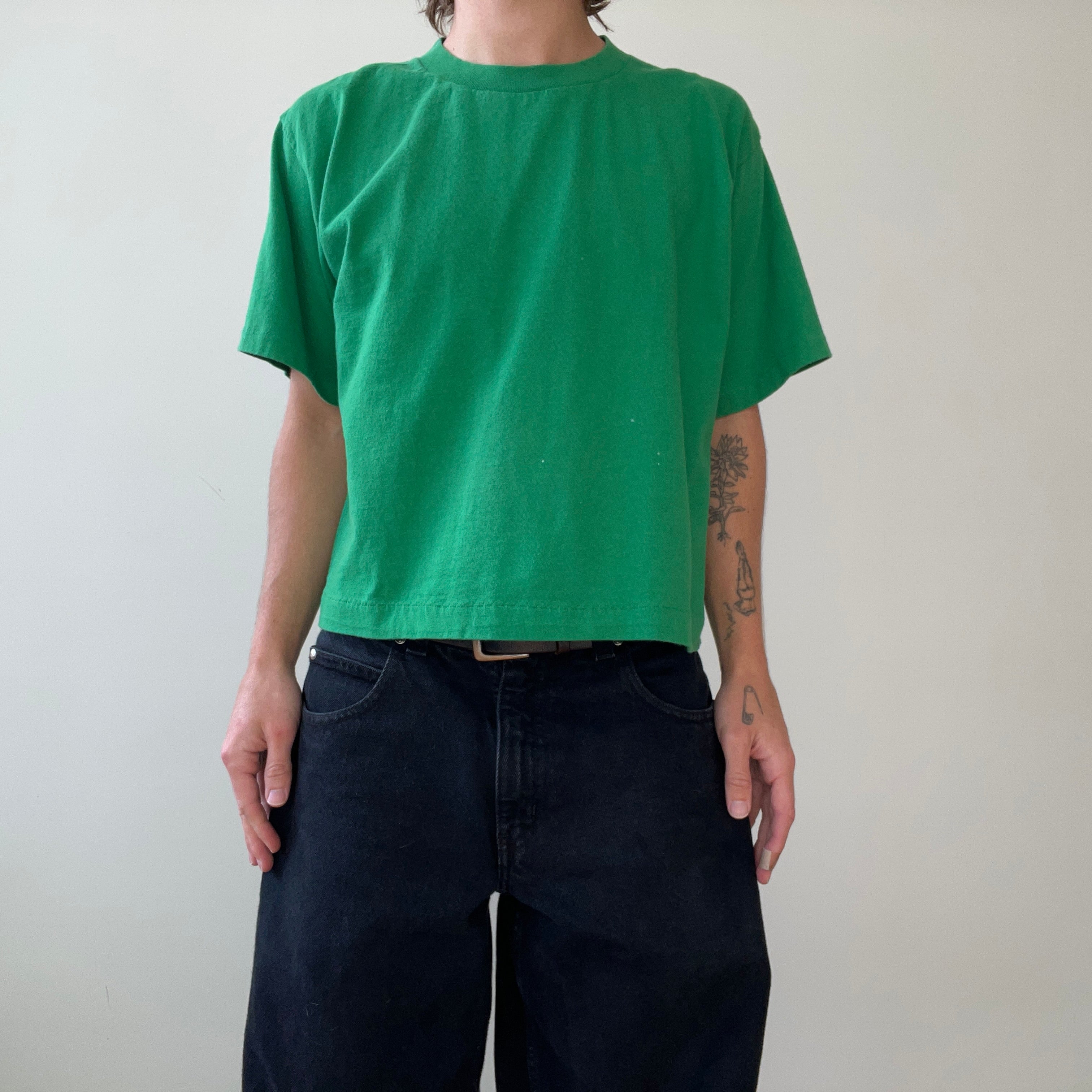 1990s Boxy Blank Green Cropped T Shirt
