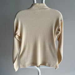 1980s Super Soft and Slouchy Mock Neck Waffle Knit with Pilling