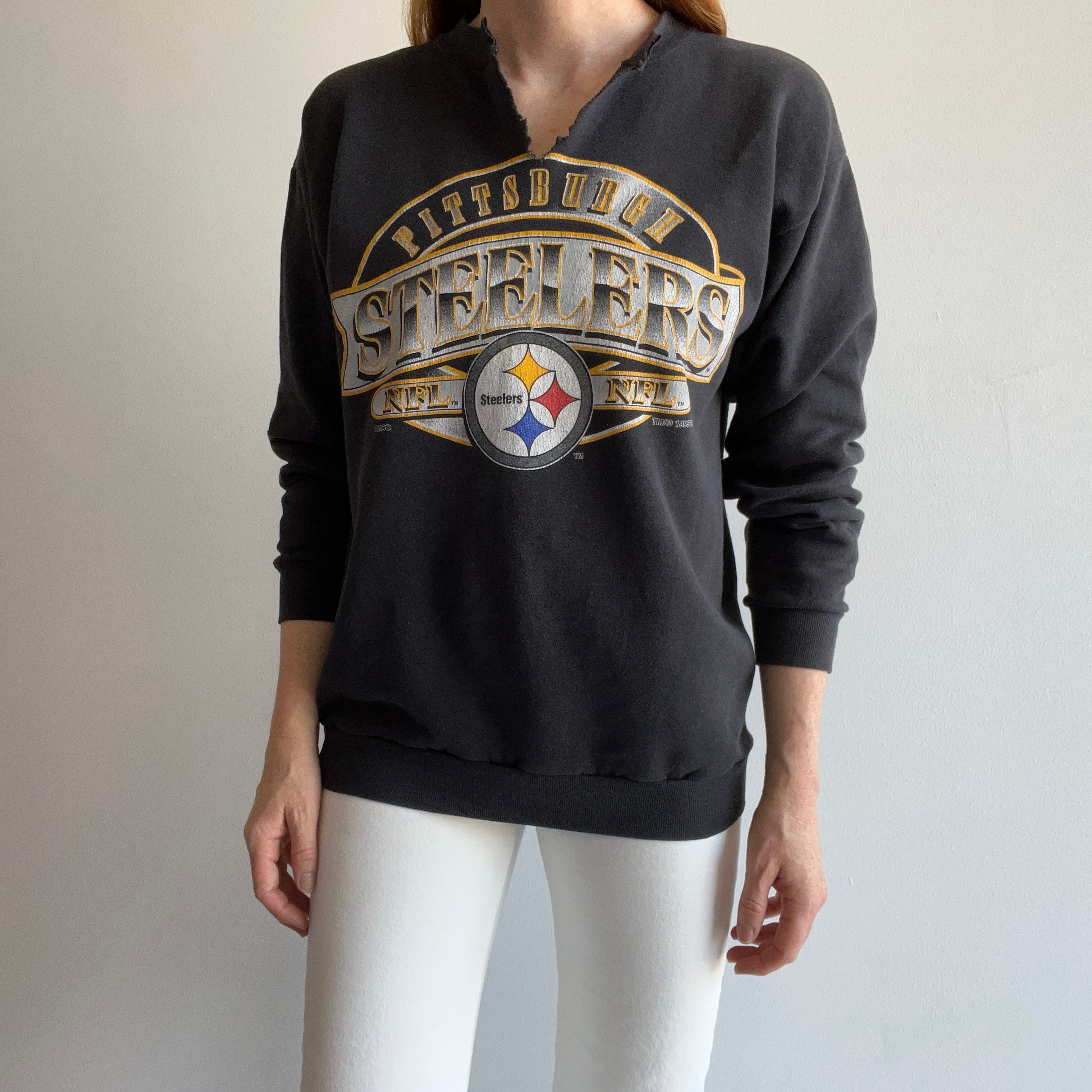 1990s Pittsburg Steelers Cut Neck Sweatshirt