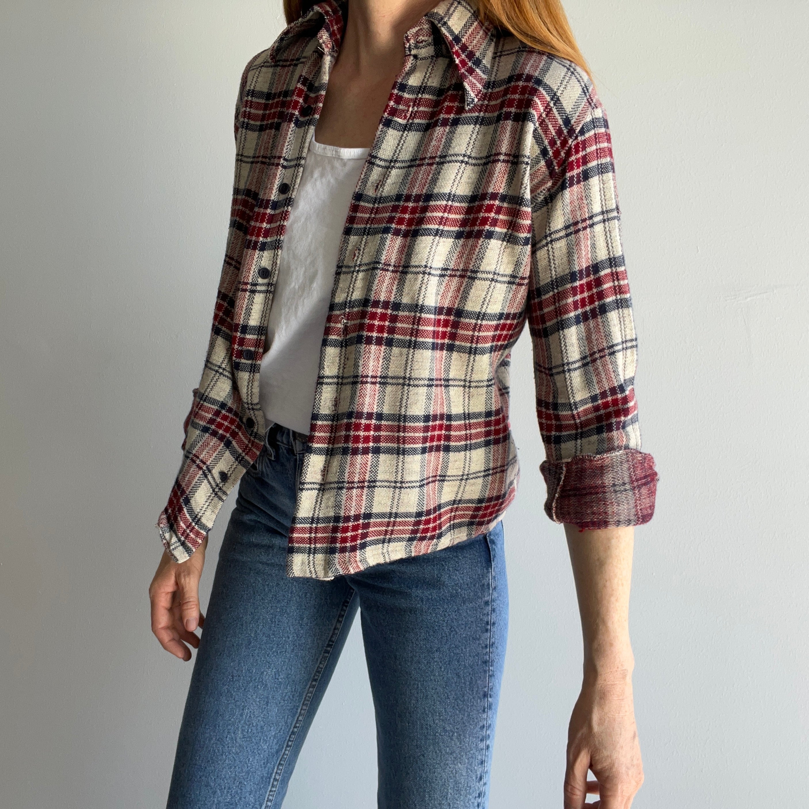 1970s Small Slouchy Mended 6.5 Button Plaid Top