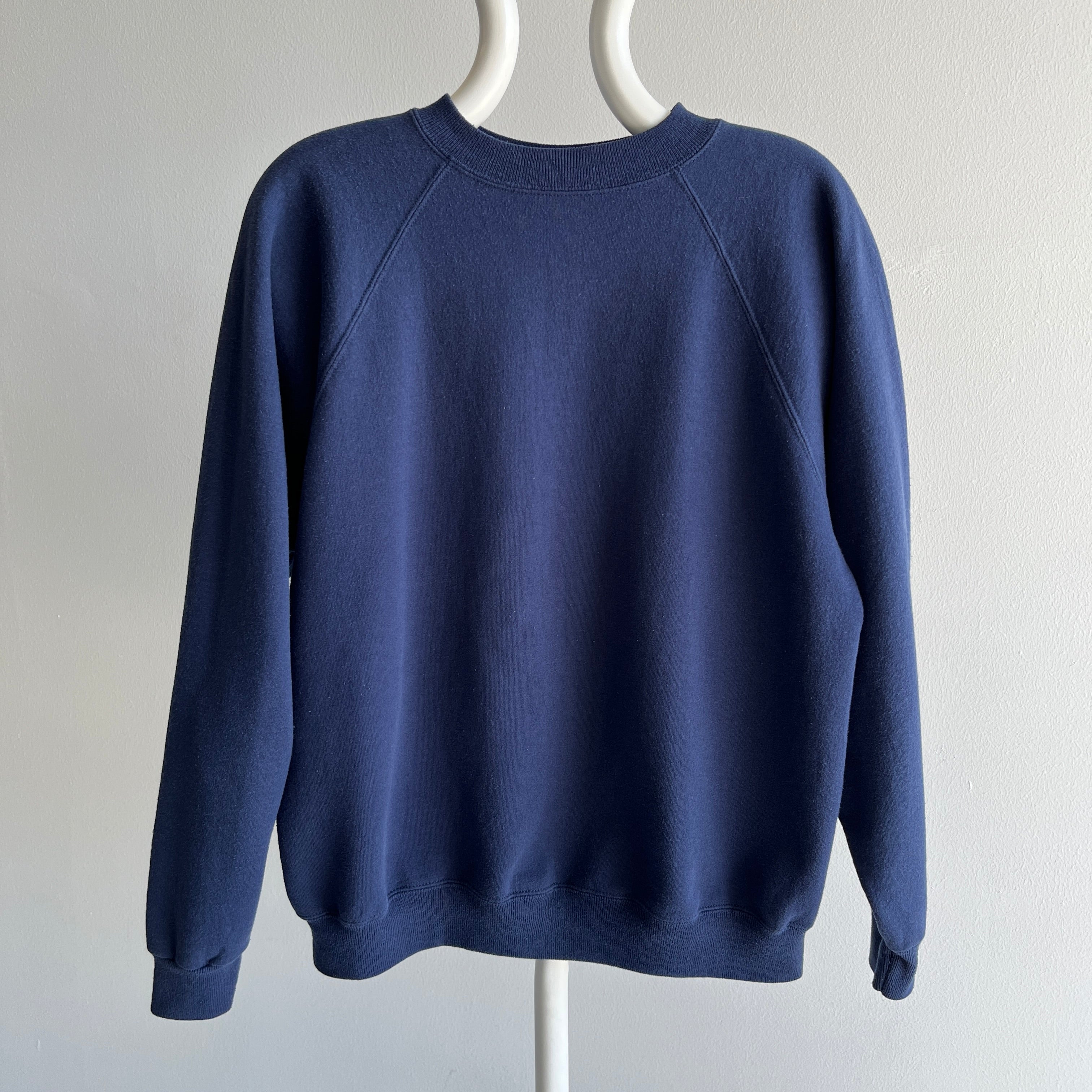 1990s Blank Navy Hanes Sweatshirt