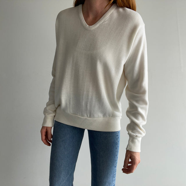 1970s Creamy White V-Neck Rayon and Nylon Sweater