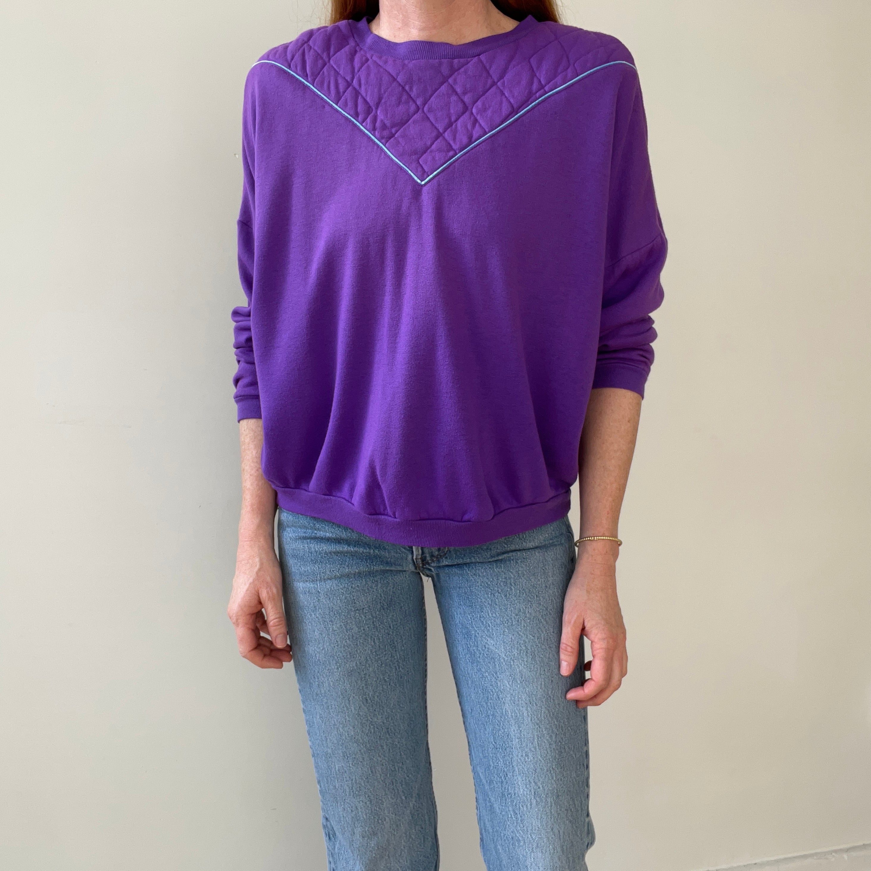 Brouillon de sweat-shirt vierge