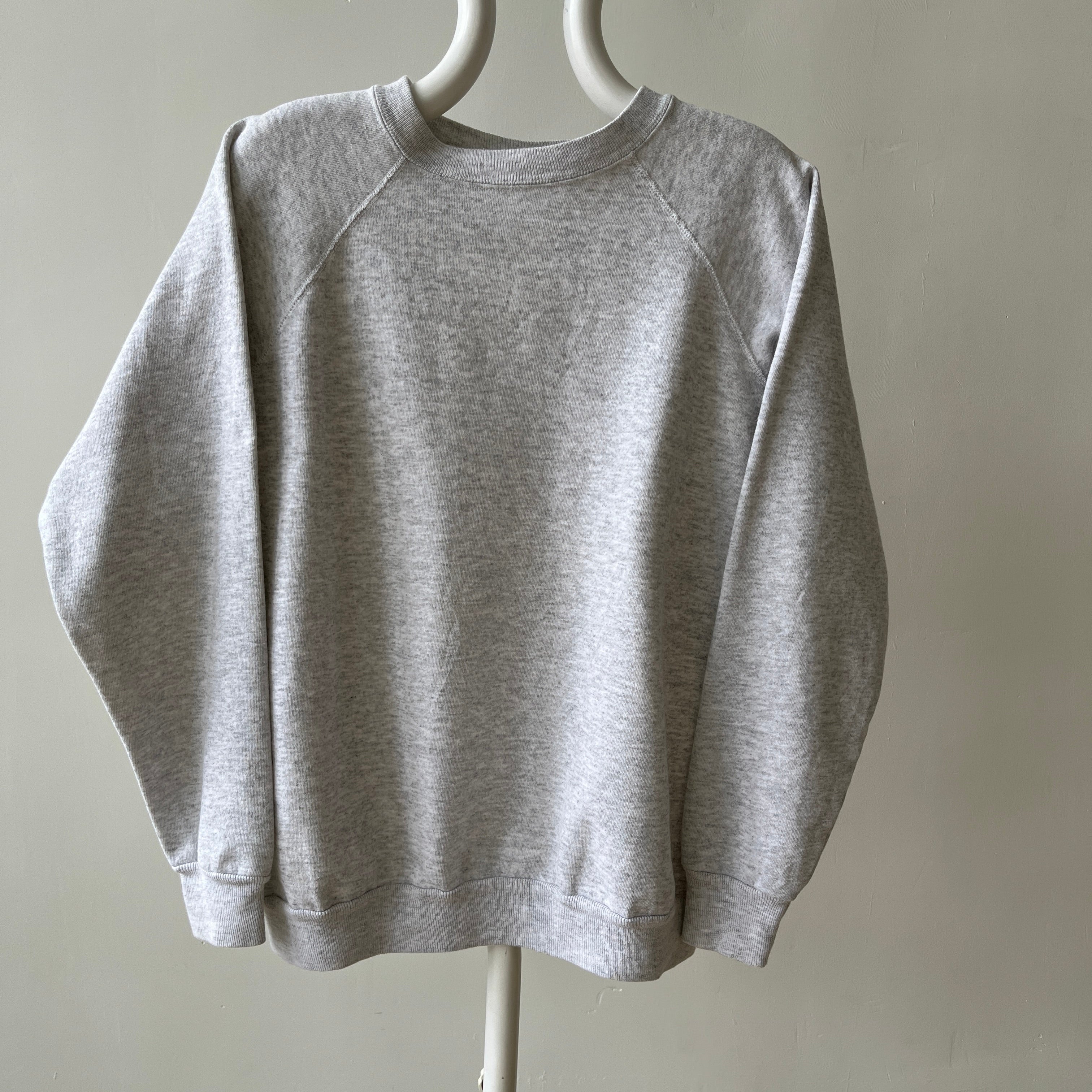 00s Heavy Weight Blank Black Sweatshirt par FOTL - Structuré