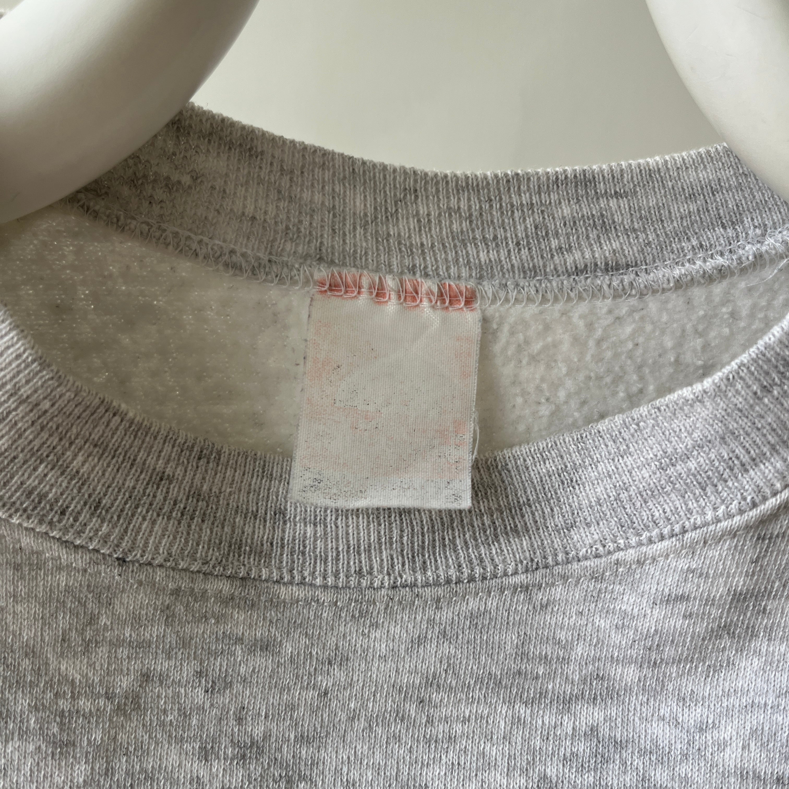 00s Heavy Weight Blank Black Sweatshirt par FOTL - Structuré