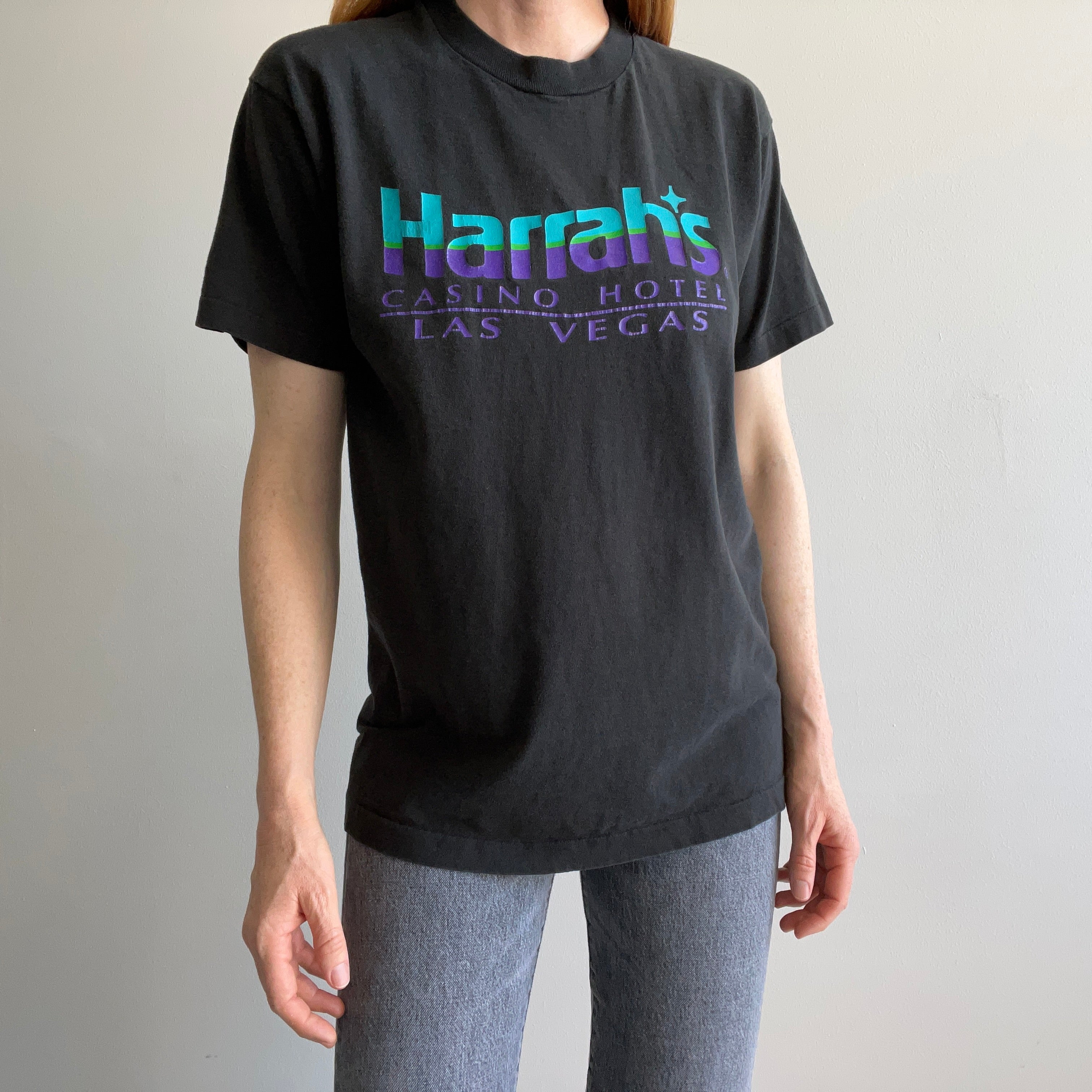 1980s Harrah's Casino Hotel, Las Vegas Cotton T-shirt - Great Gauge