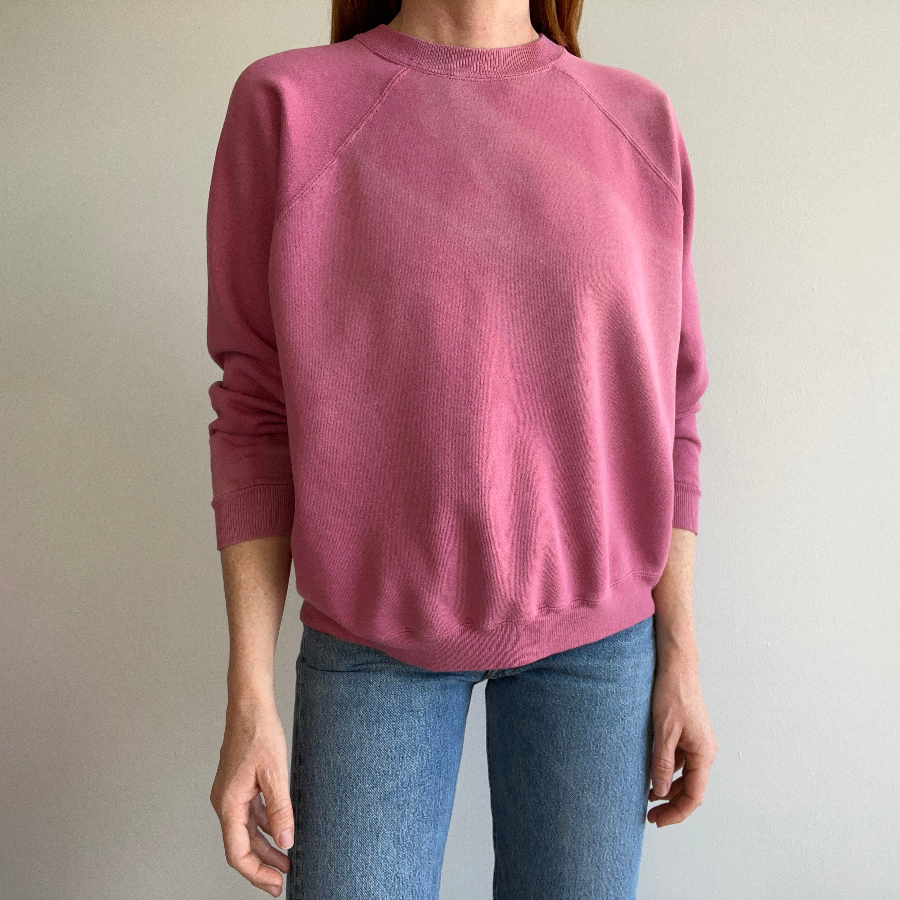 1980s Sun Faded Dusty Rose Blank Raglan Sweatshirt by Hanes Her Way HHW