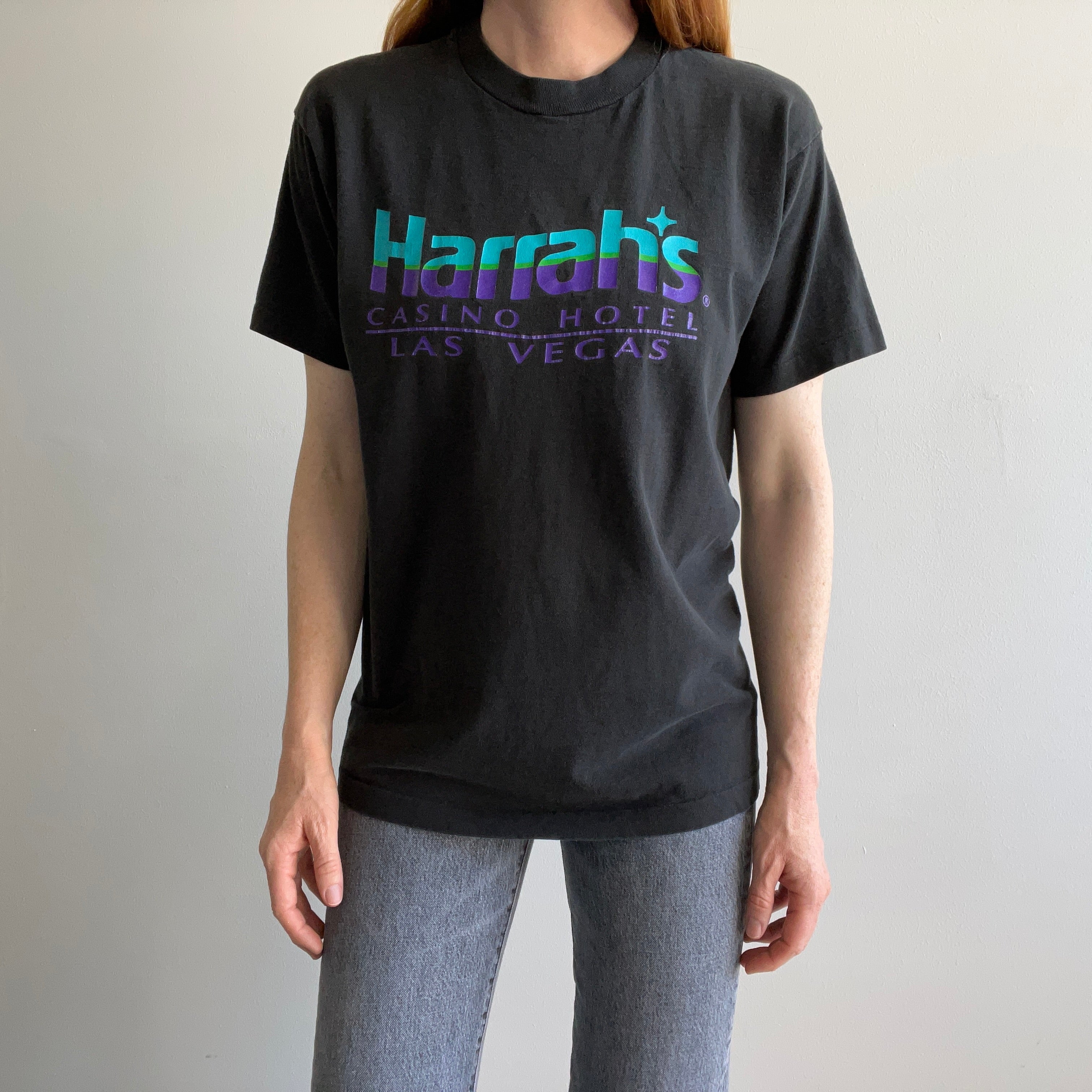 1980s Harrah's Casino Hotel, Las Vegas Cotton T-shirt - Great Gauge