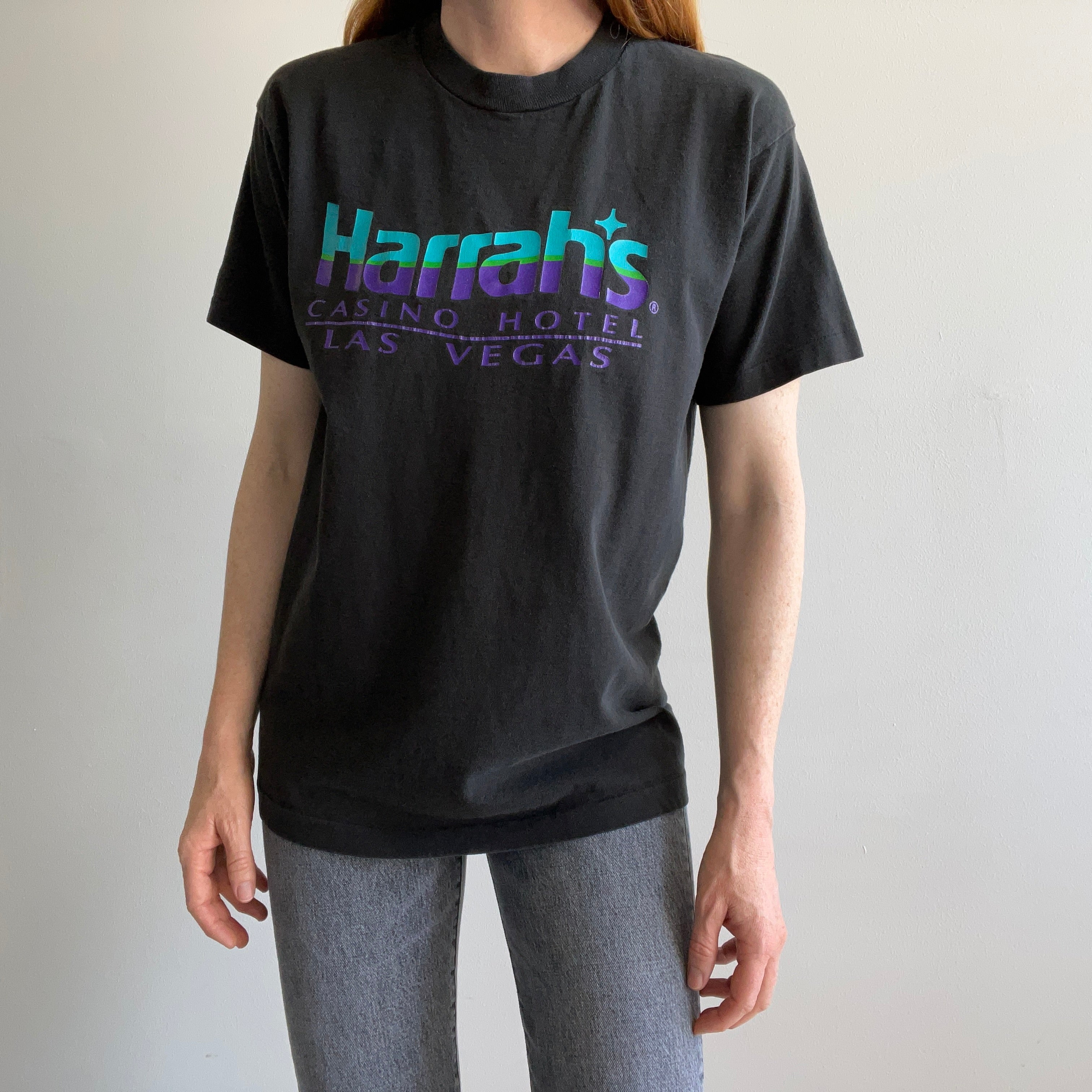 1980s Harrah's Casino Hotel, Las Vegas Cotton T-shirt - Great Gauge