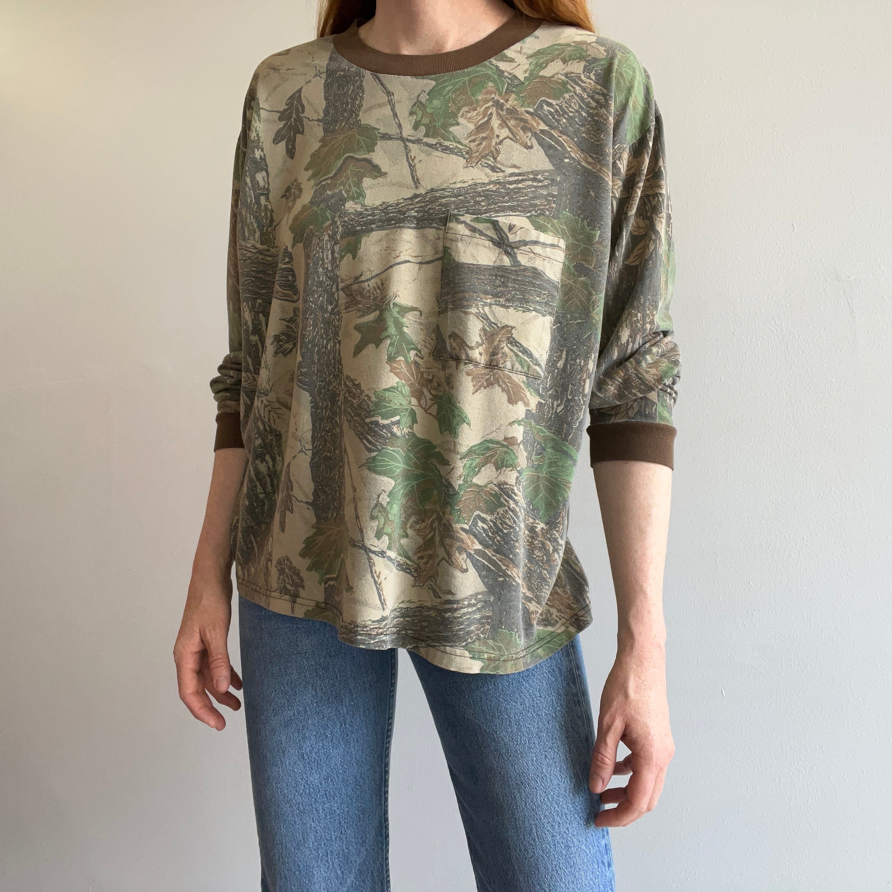 1990s Endless Horizons Backside Real Tree Camo T-Shirt