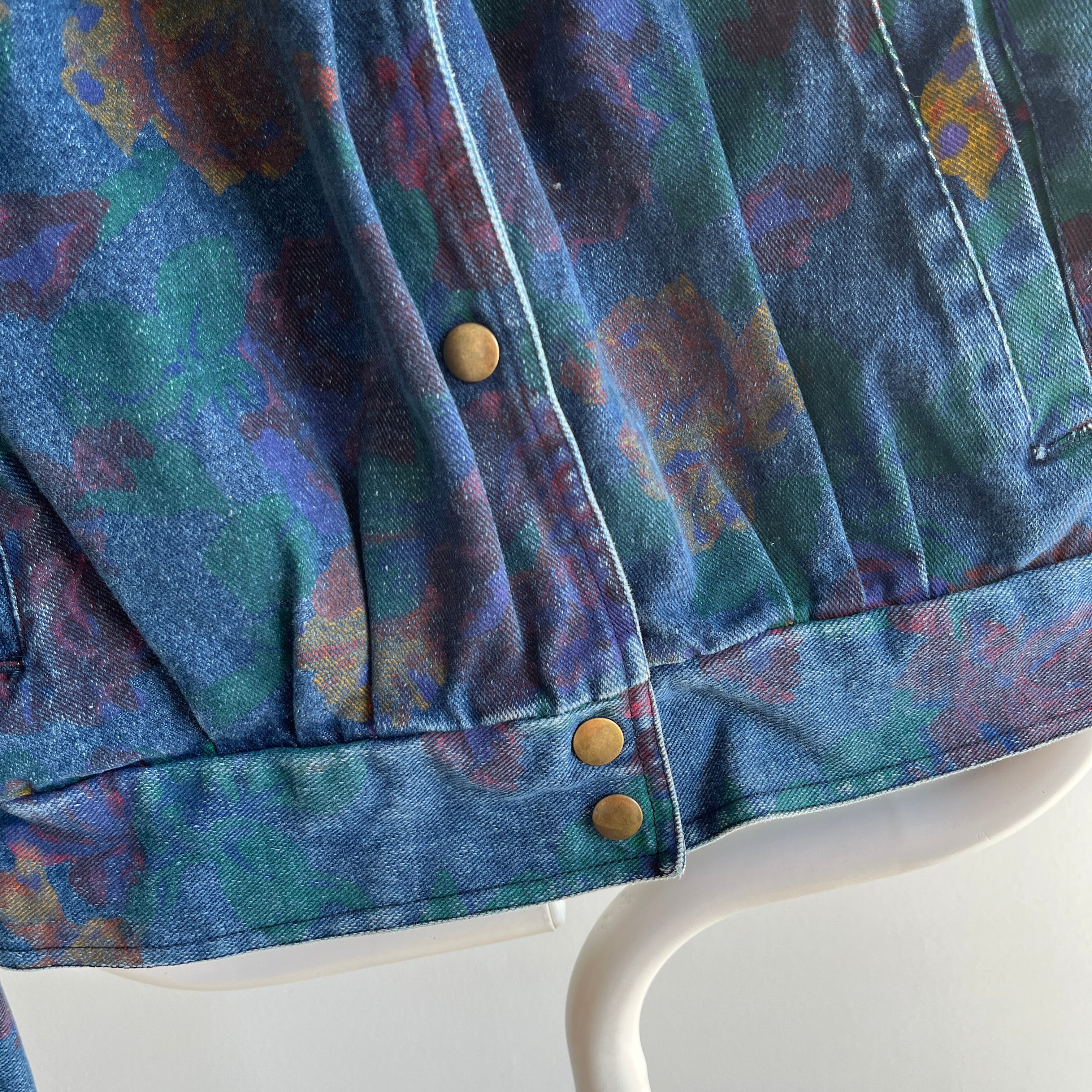 1980s Floral Puff Sleeves Babe of a Denim Jacket - !!!!!