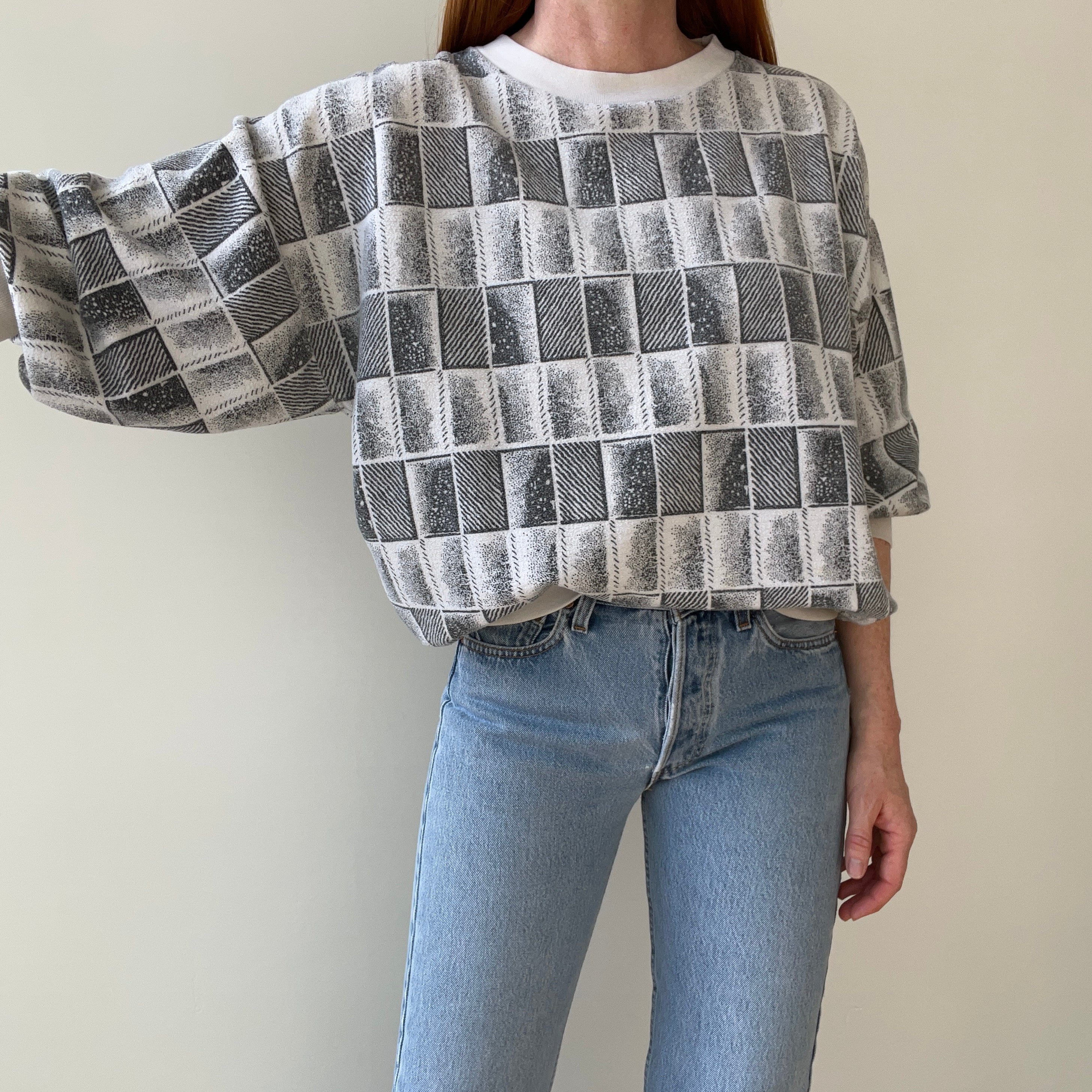 1980s Geometric Fleece-y (On The Outside) Sweatshirt with Roomy Arms