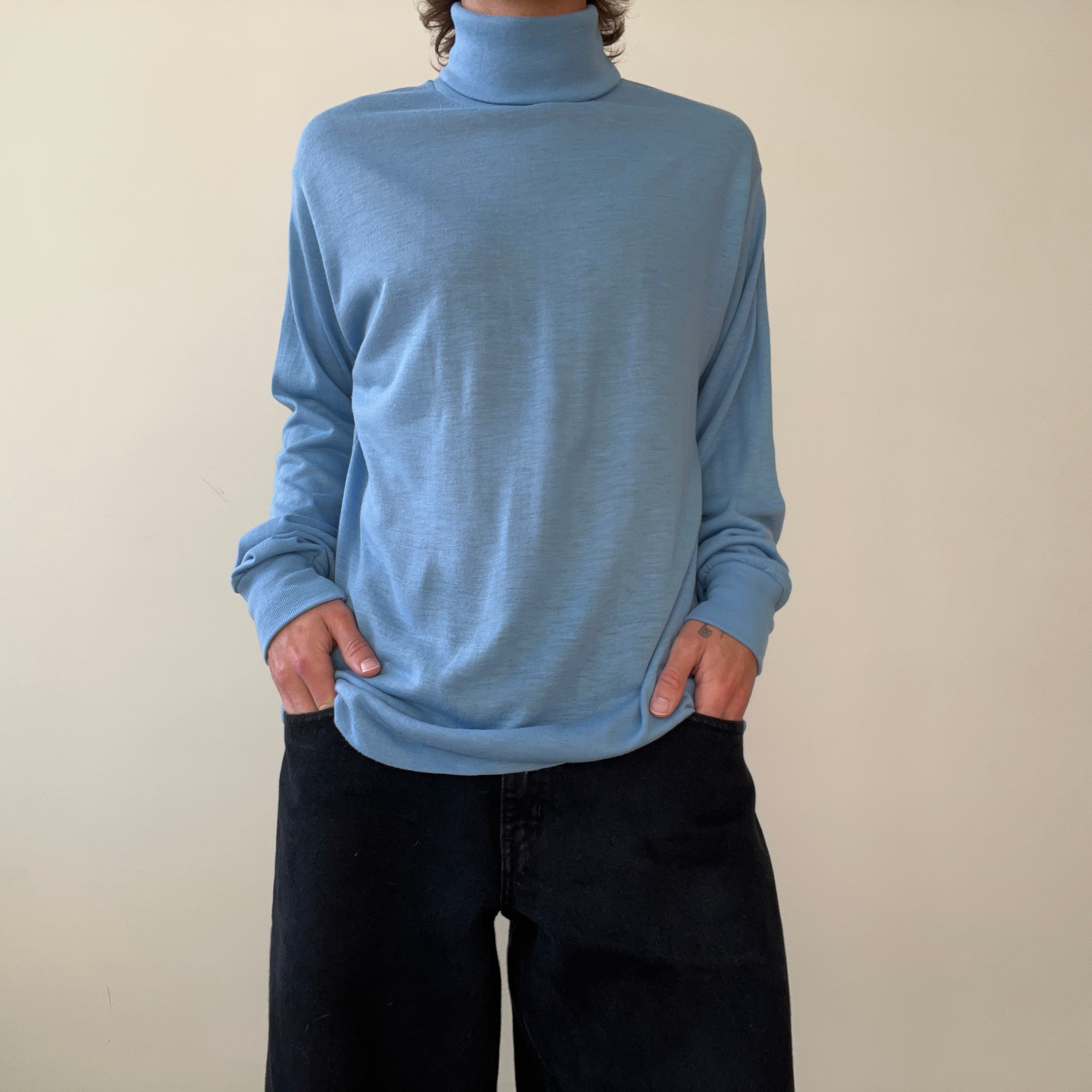1980s Blank Baby Blue Turtle Neck Long Sleeve T Shirt