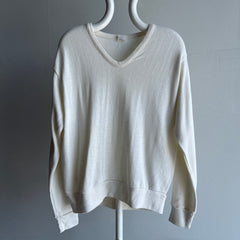 1970s Creamy White V-Neck Rayon and Nylon Sweater