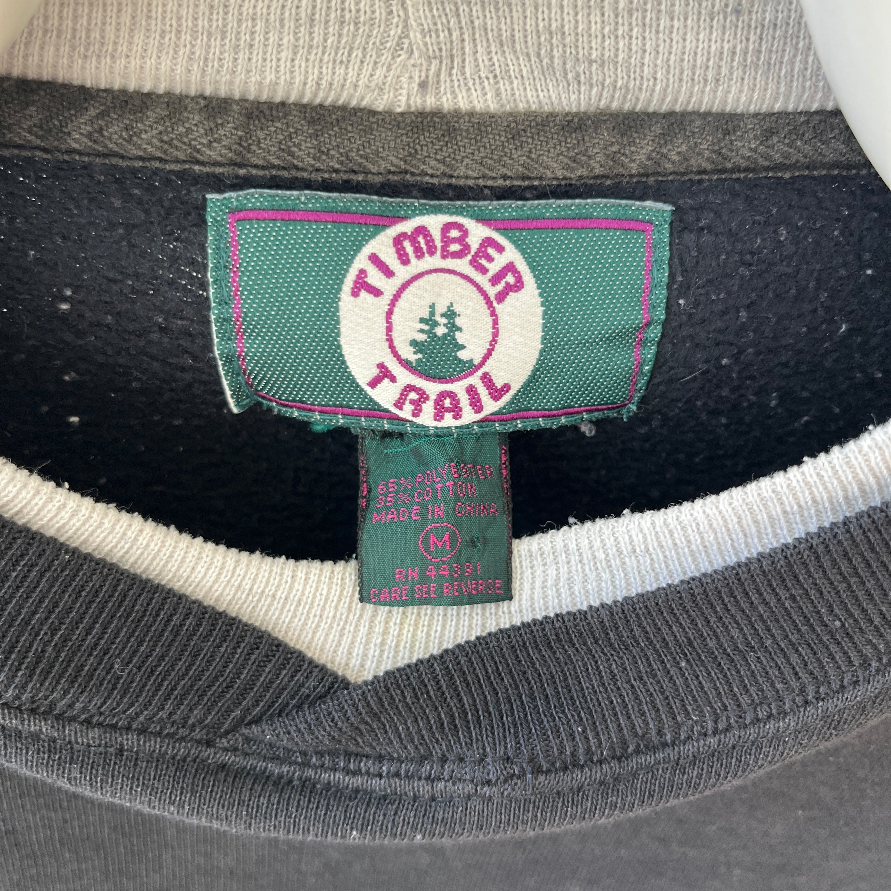 Brouillon de sweat-shirt vierge