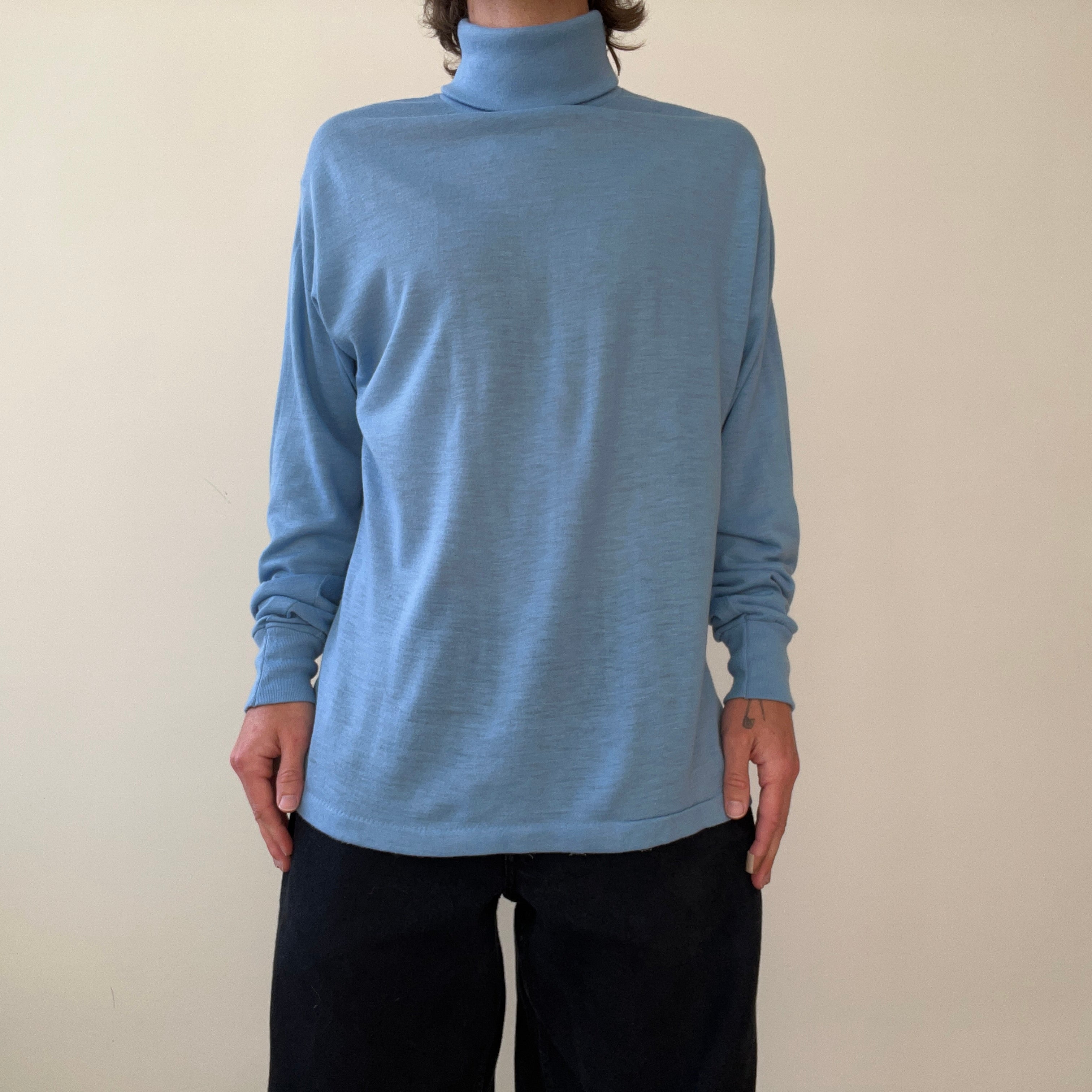 1980s Blank Baby Blue Turtle Neck Long Sleeve T Shirt