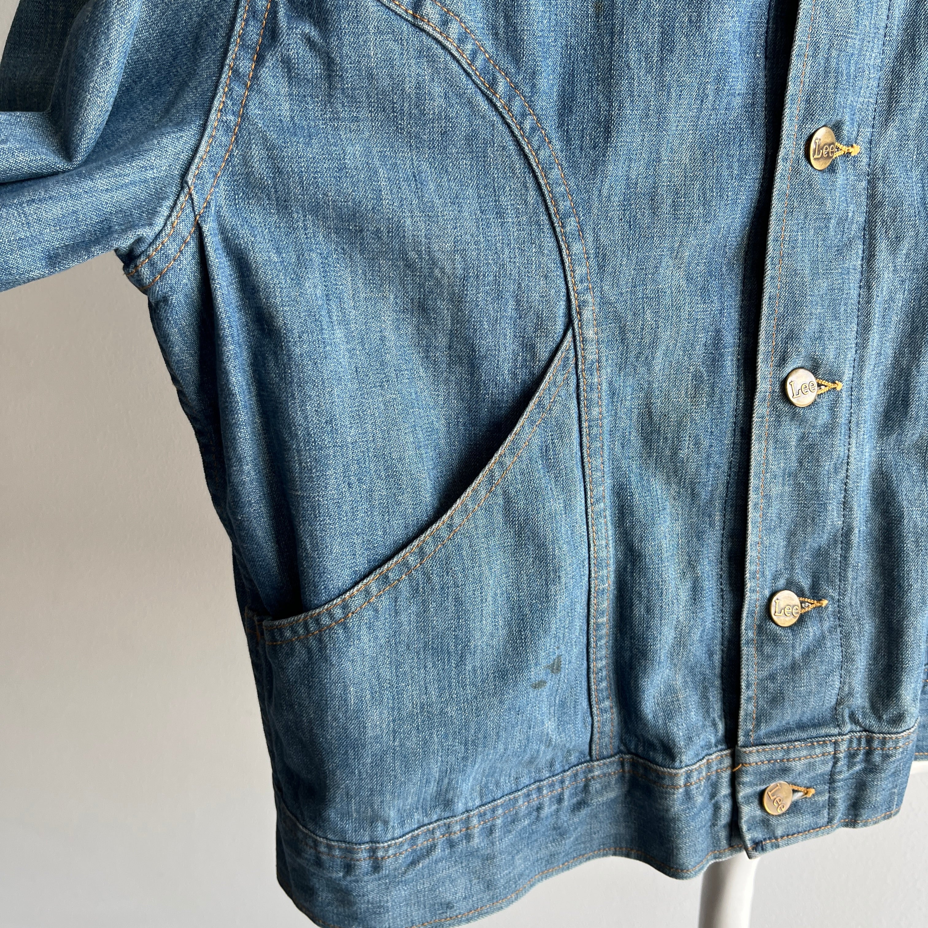 1970s Pleated Lee Lightweight Denim Jean Jacket - OH My