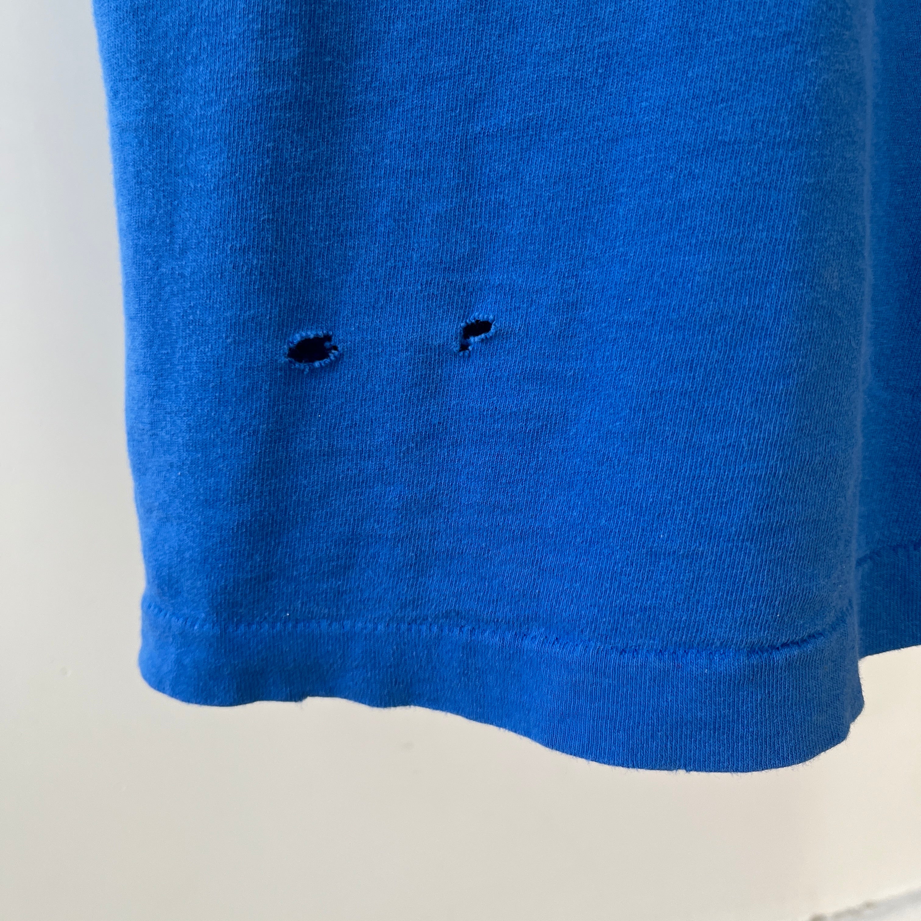 1980s/90s Thrashed Blank Blue Fruit Of The Loom T Shirt