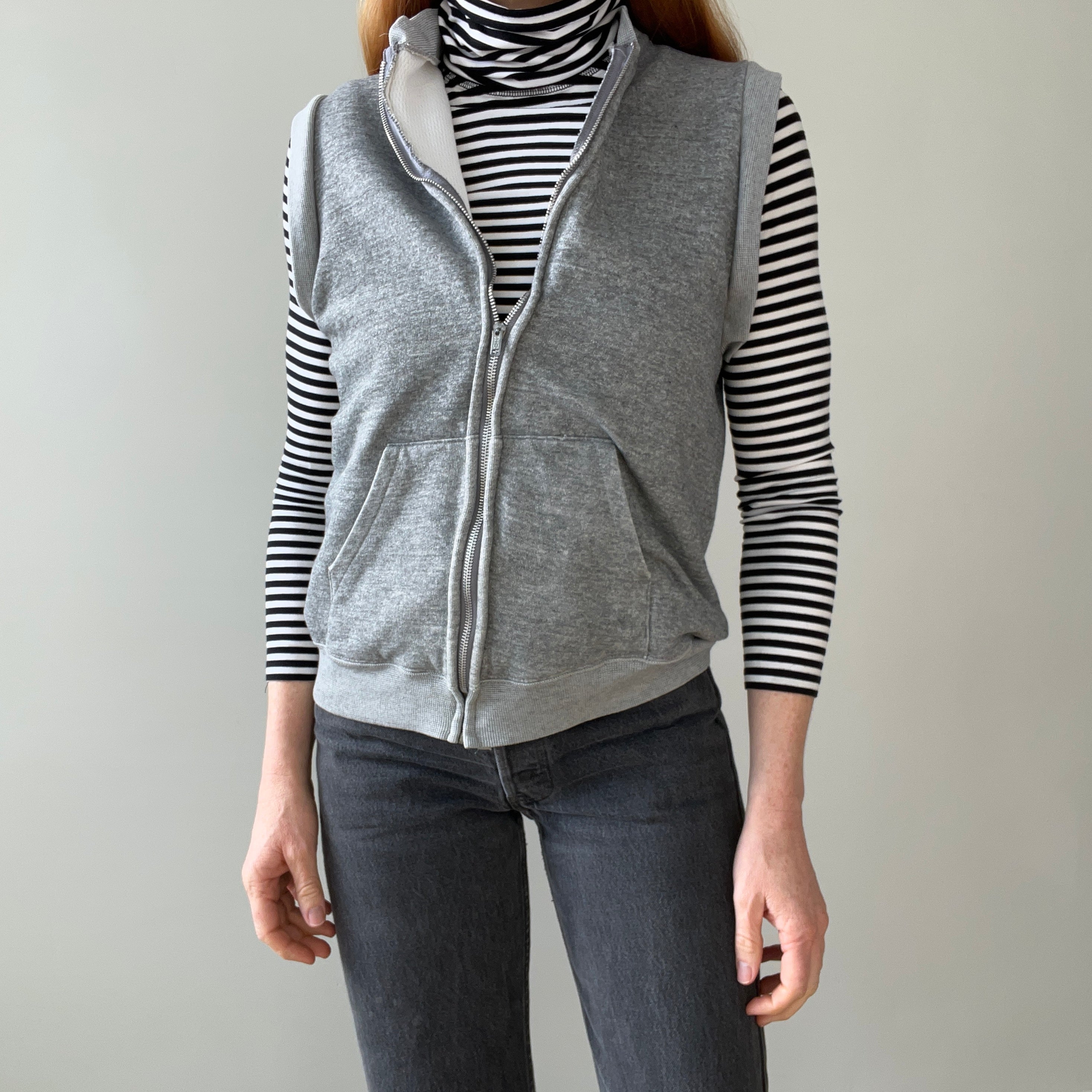 1980s Gray Insulated Zip Up Sweatshirt Vest