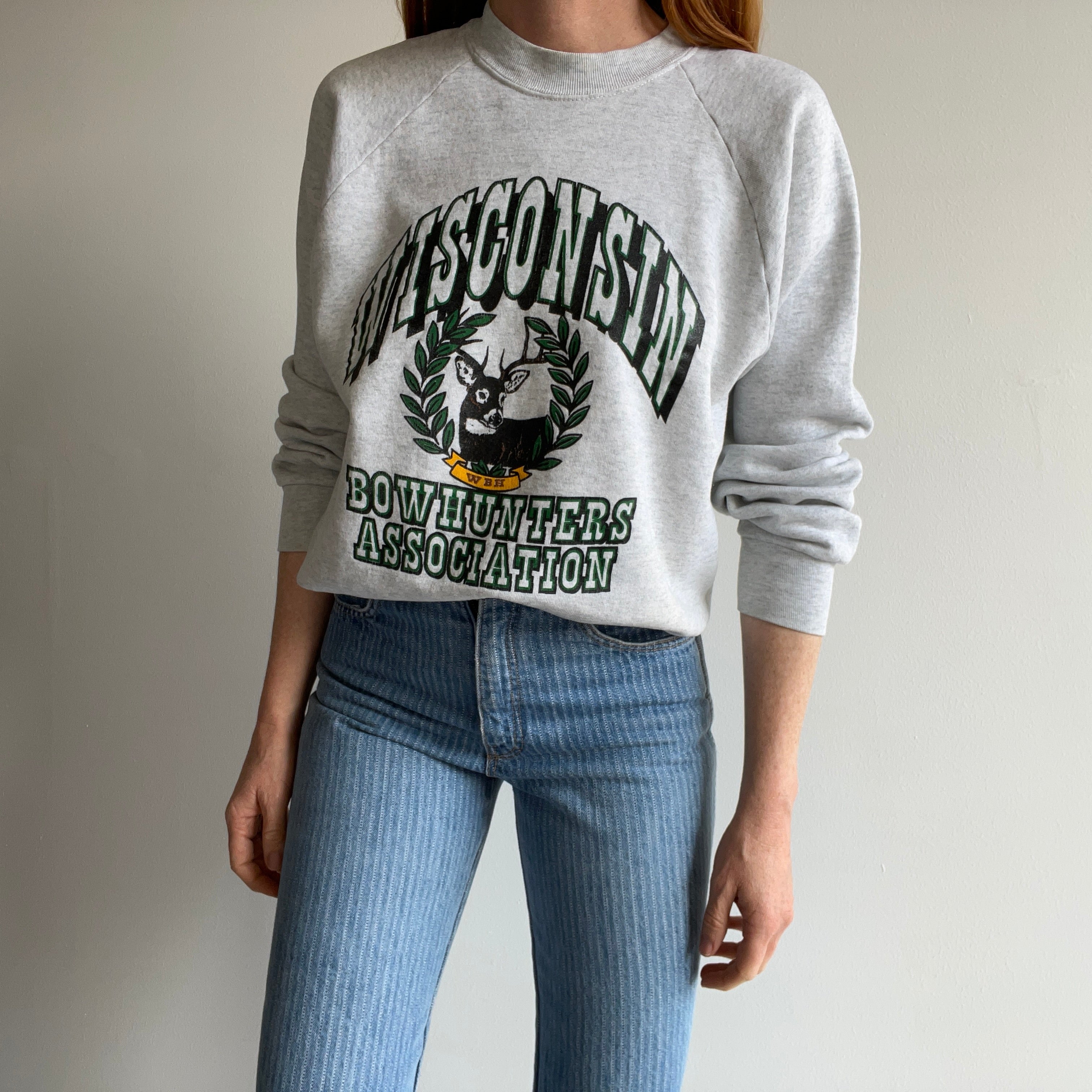 1980s Wisconsin Bowhunters Association Super Stained Sweatshirt