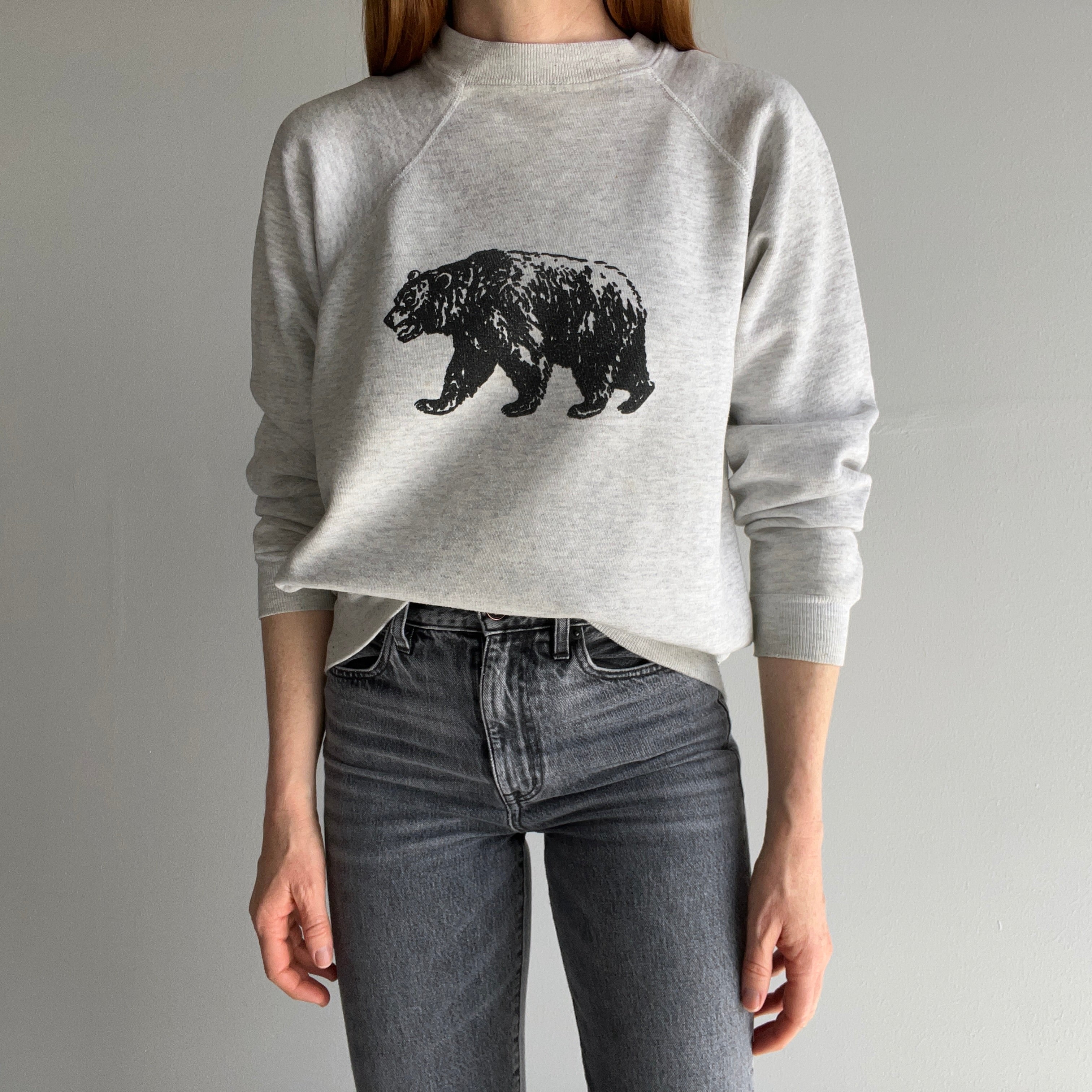 1980s Springfield Science Museum Bear Sweatshirt