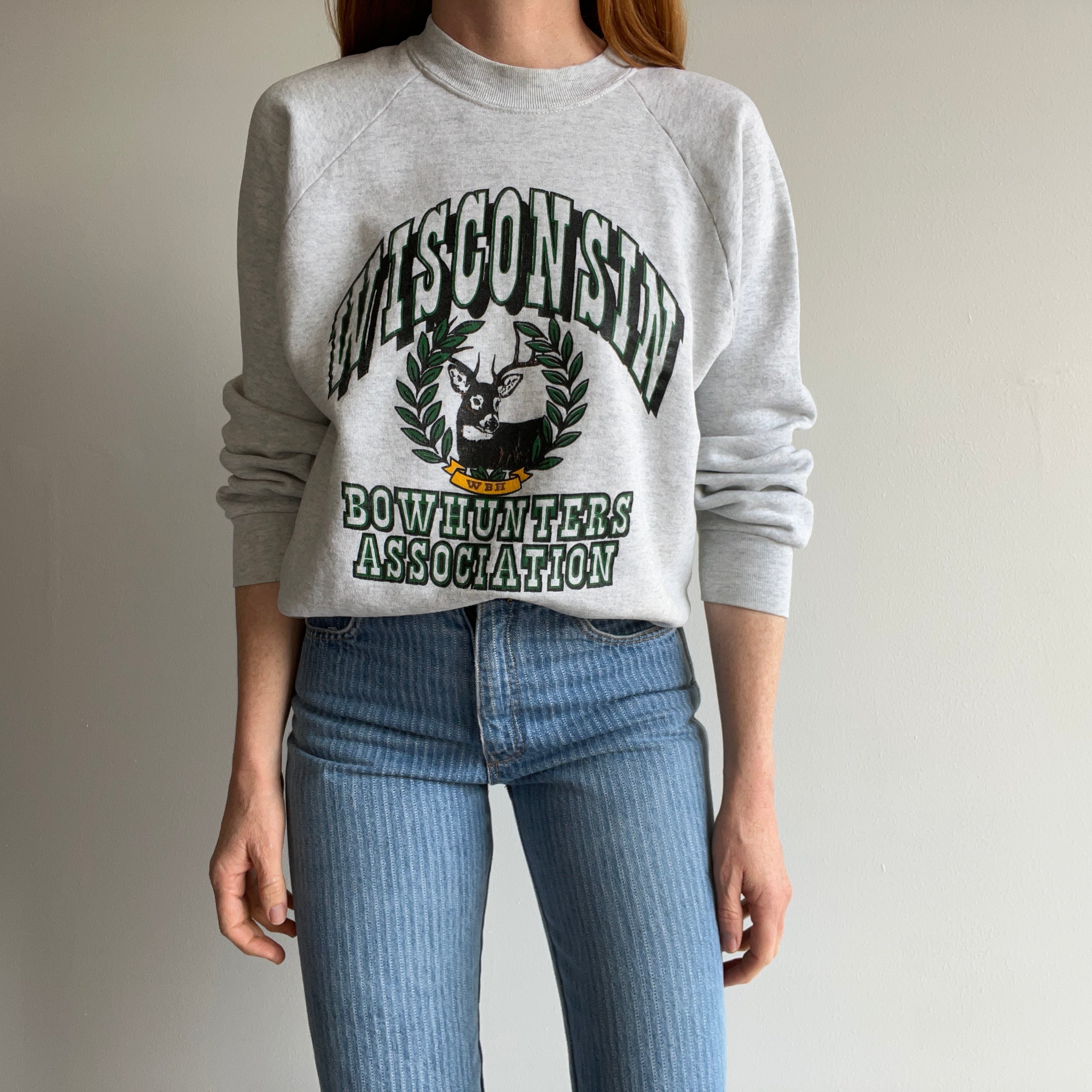 1980s Wisconsin Bowhunters Association Super Stained Sweatshirt