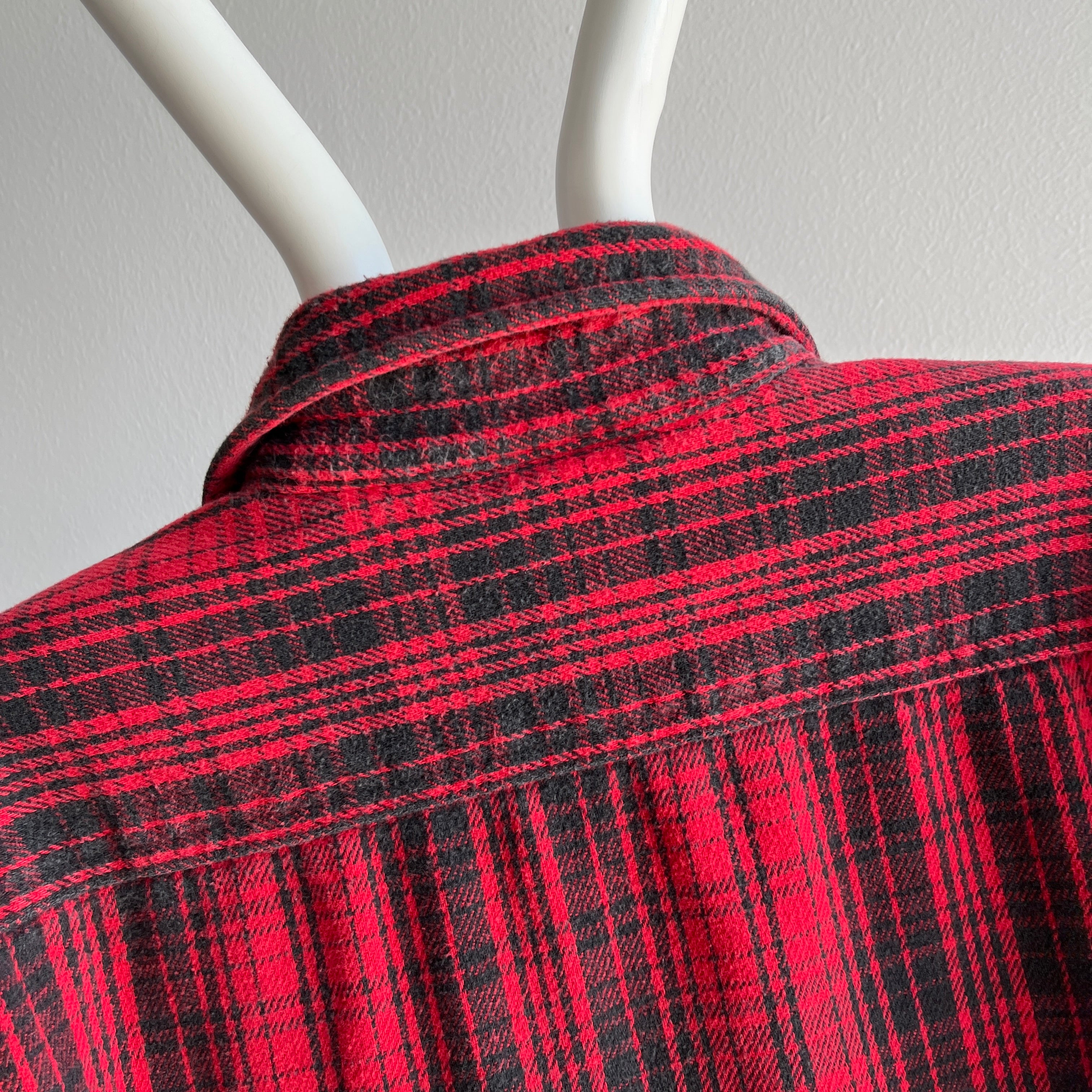 1990s Five Brothers Red and Black Dreamy Cotton Flannel