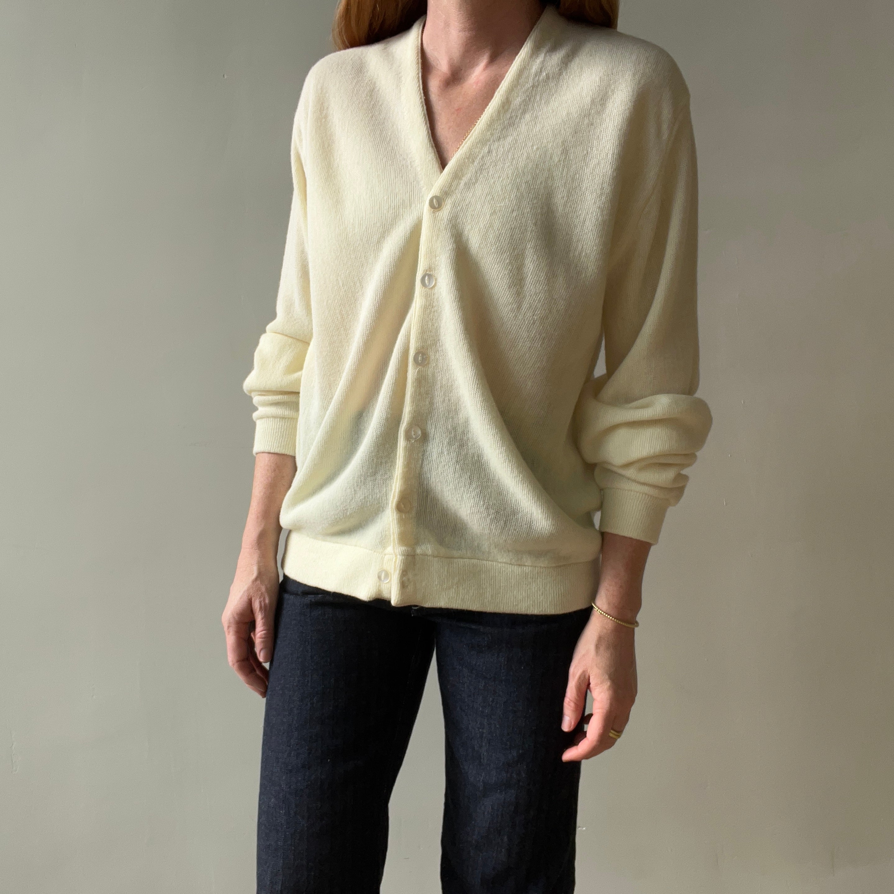 Brouillon de sweat-shirt vierge