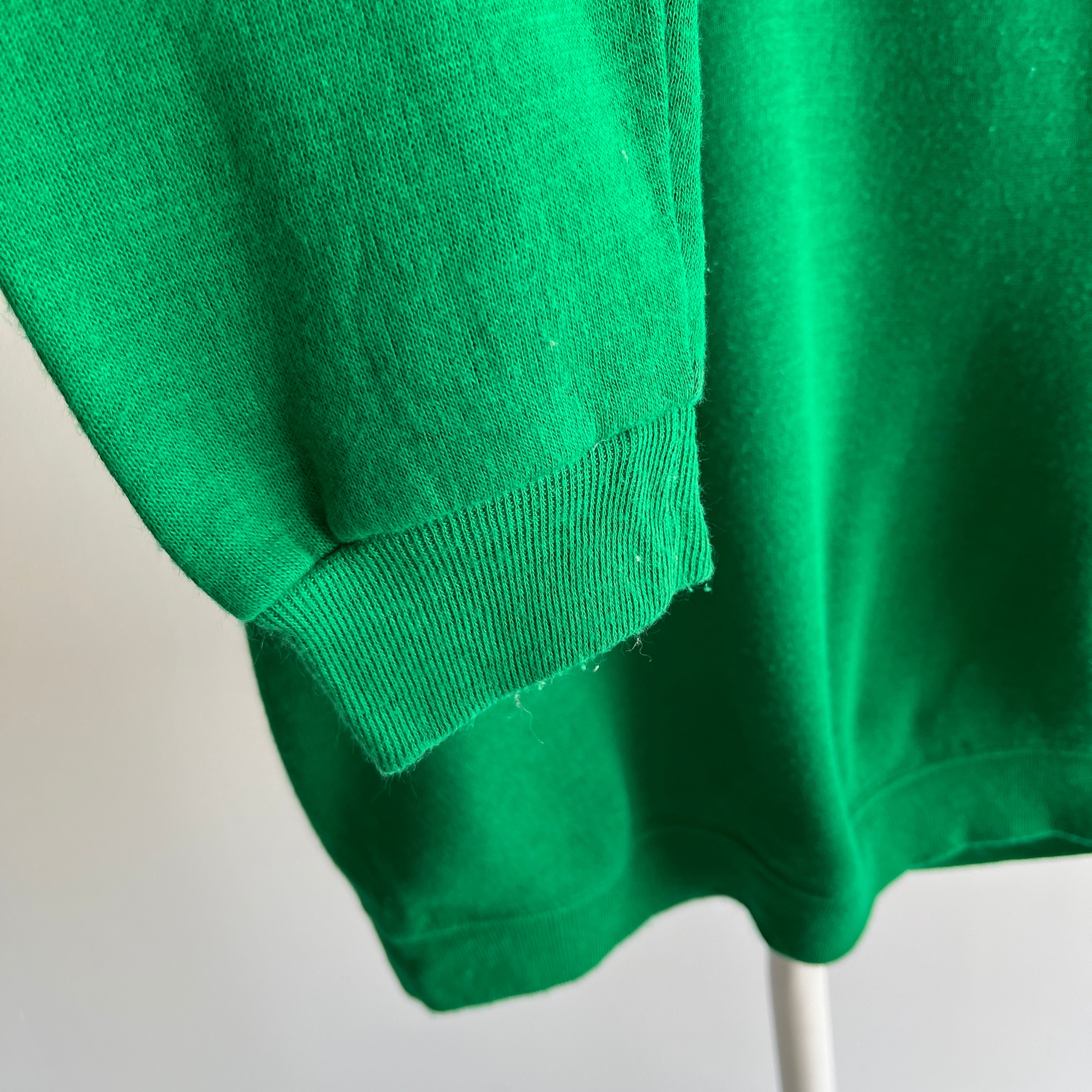 1960/70s Kelly Green V-Neck Sweater/Sweatshirt by Casuals of Creslan