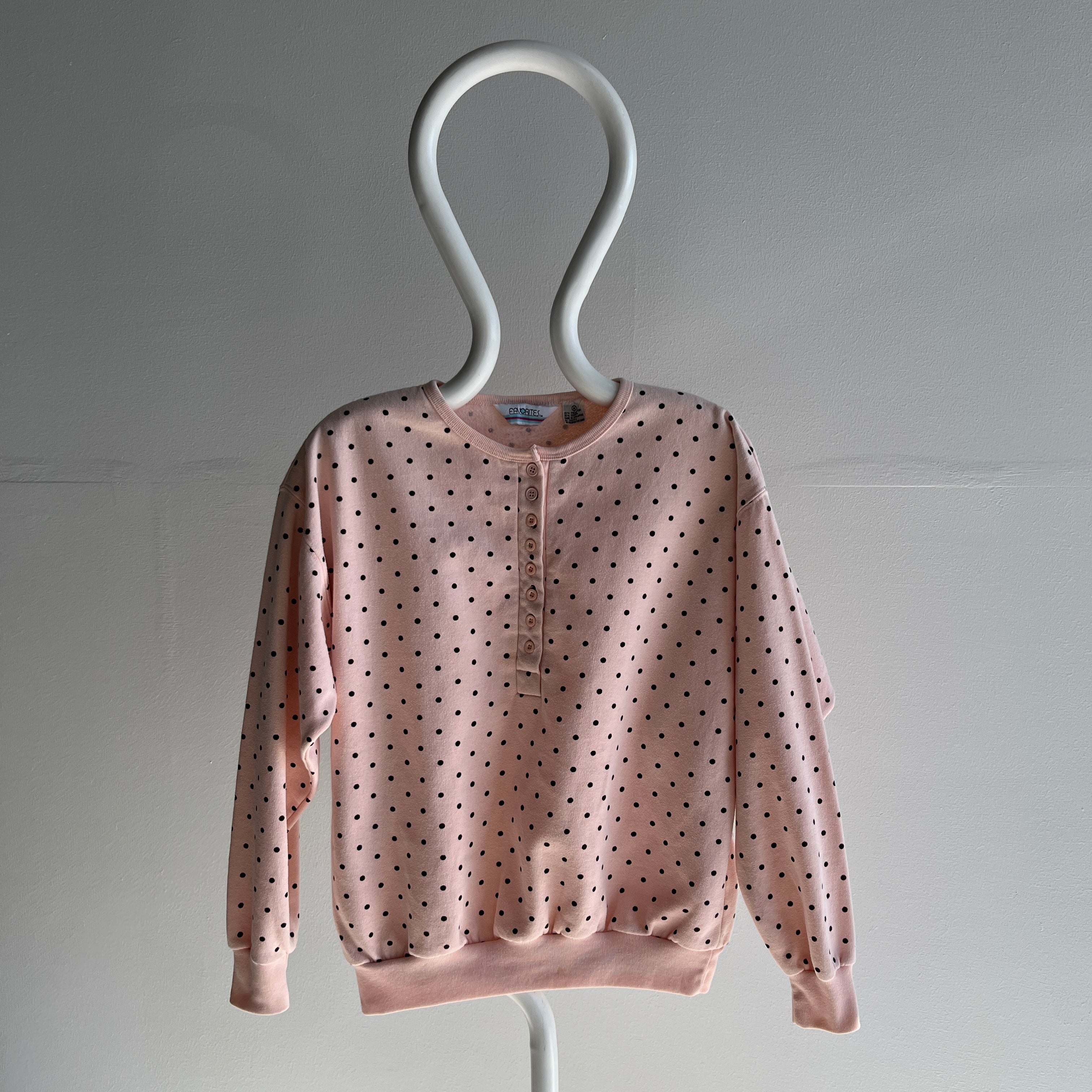 1980s Faded Salmon Polka Dot Henley Sweatshirt