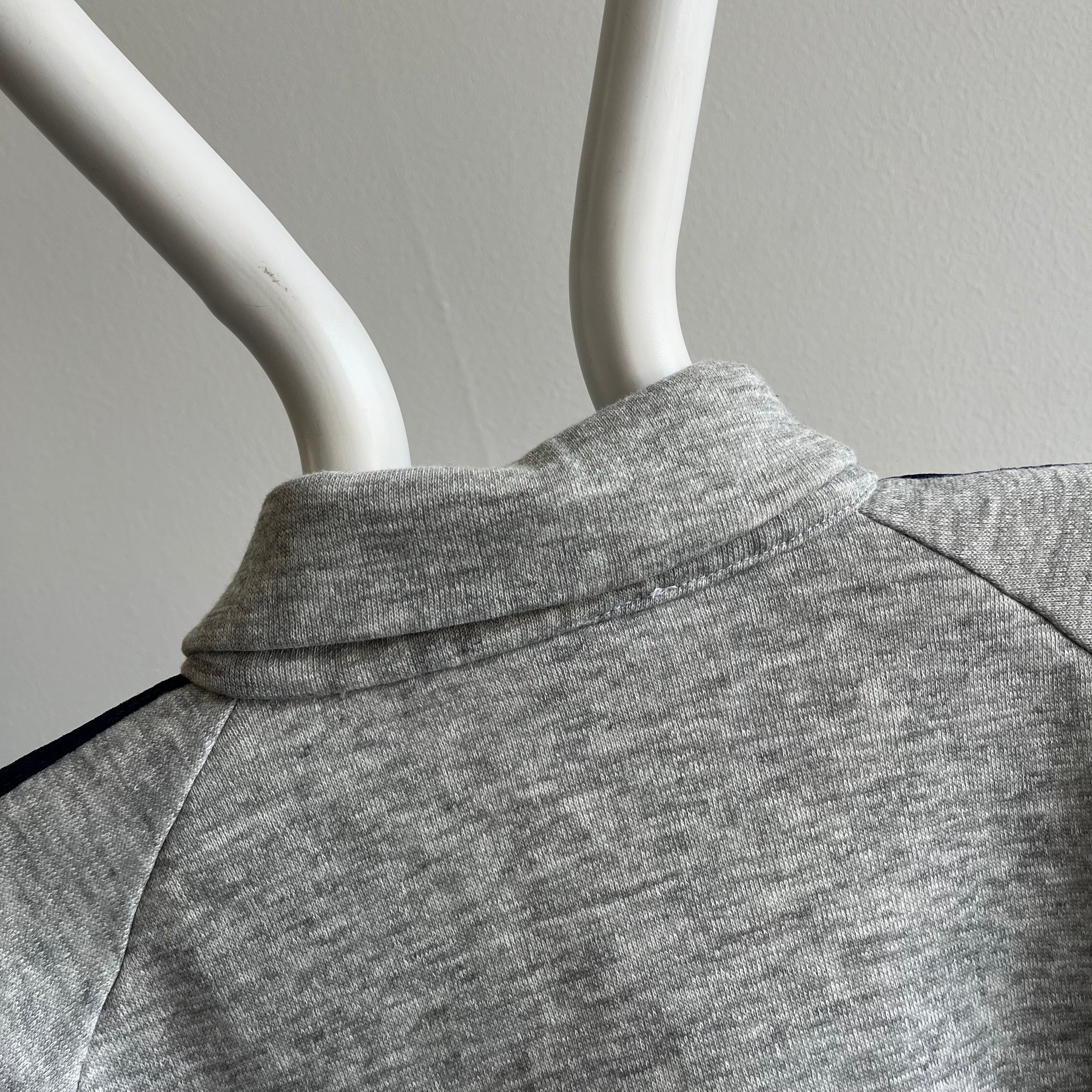 Brouillon de sweat-shirt vierge