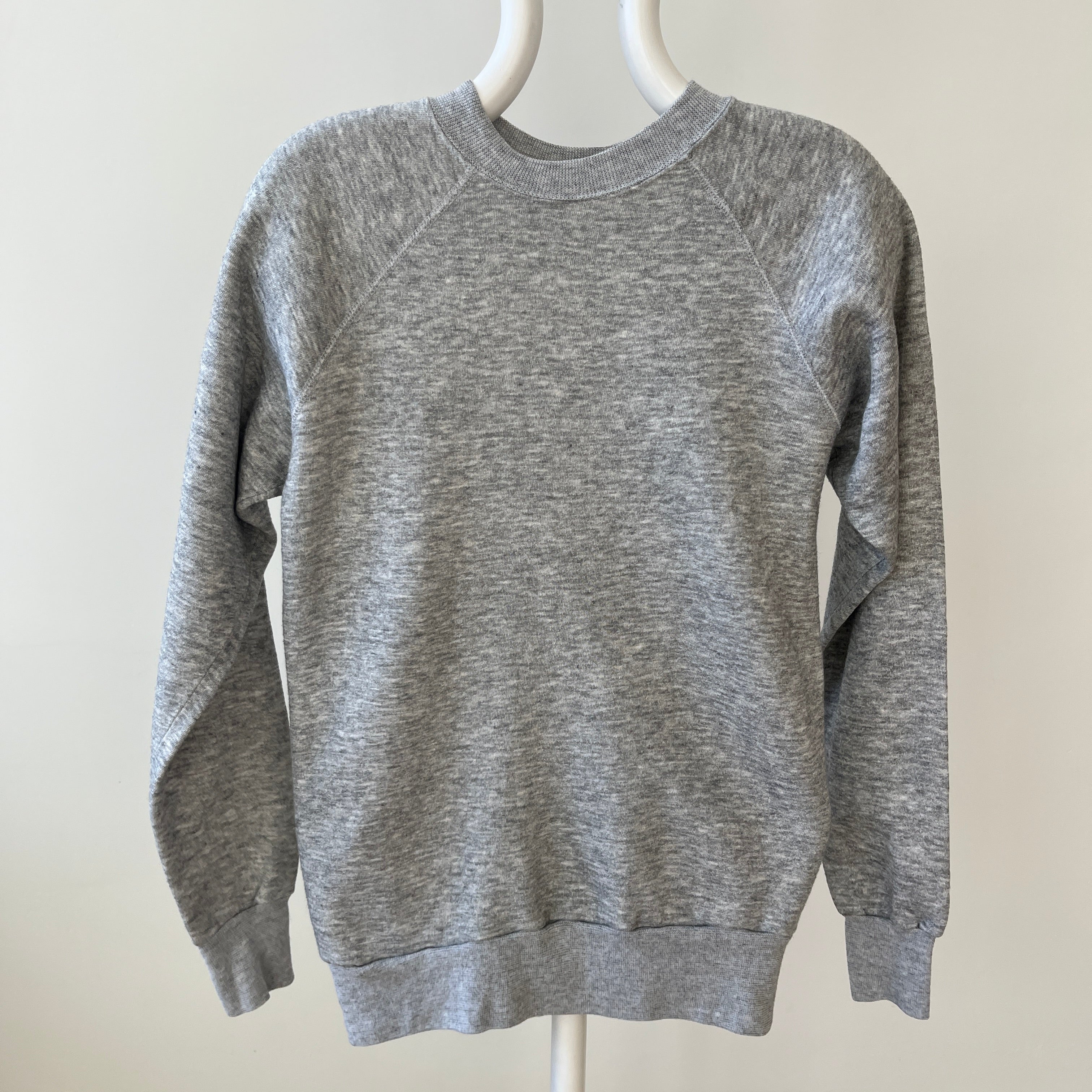 Brouillon de sweat-shirt vierge