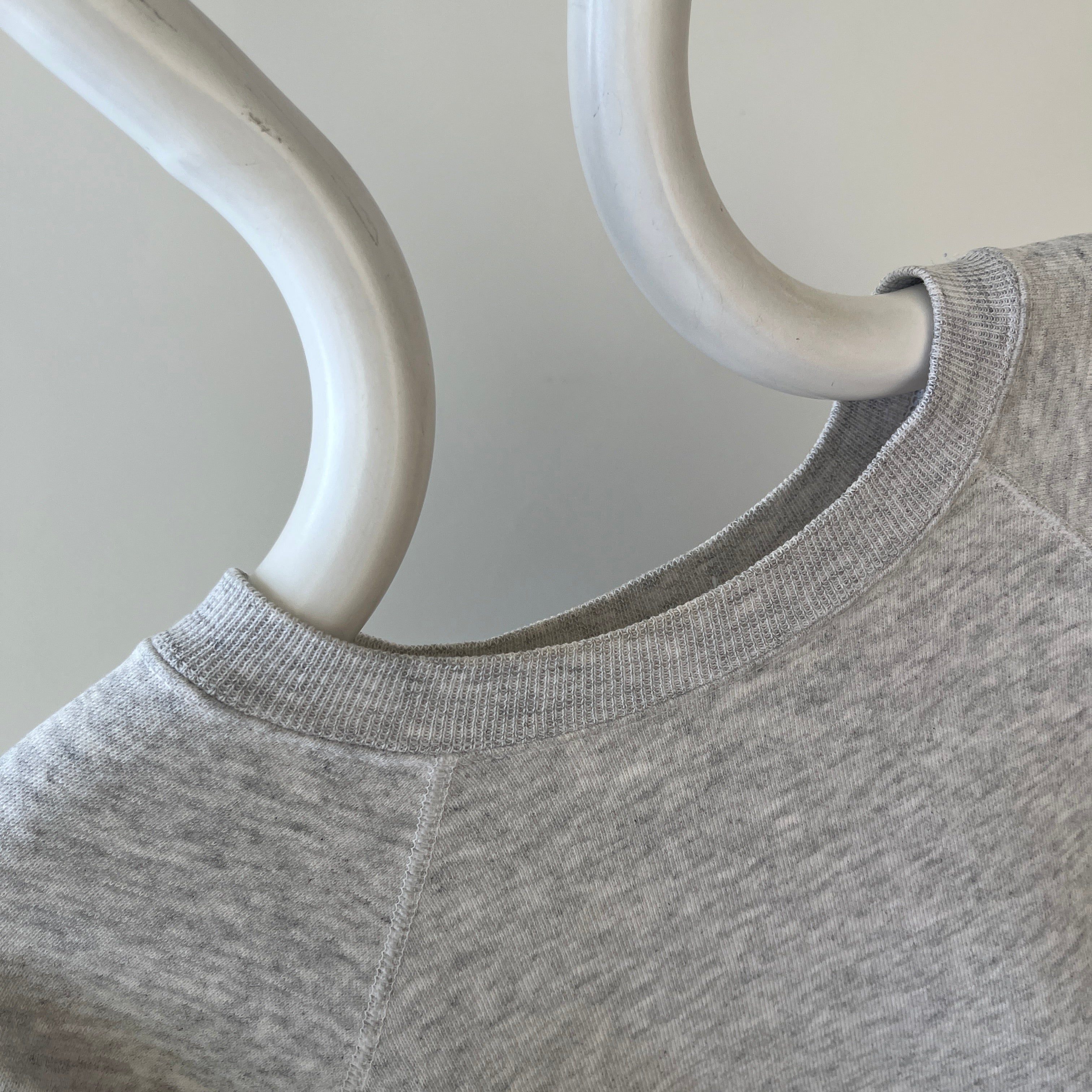 1980s Light Gray Perfectly Worn Raglan Sweatshirt