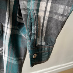 1980/90s Forest Green Plaid Cotton Flannel - Mending